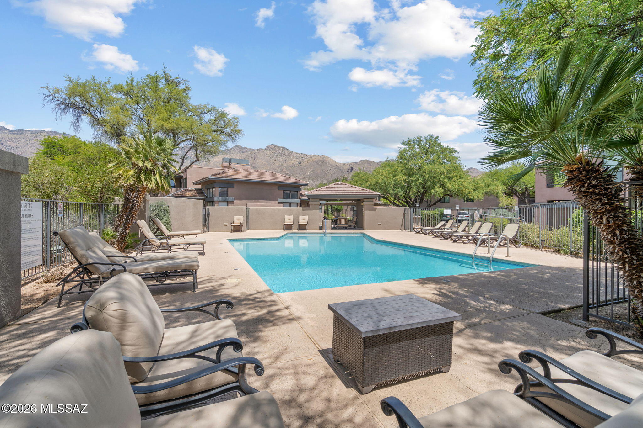 Greens at Ventana Canyon - Residential
