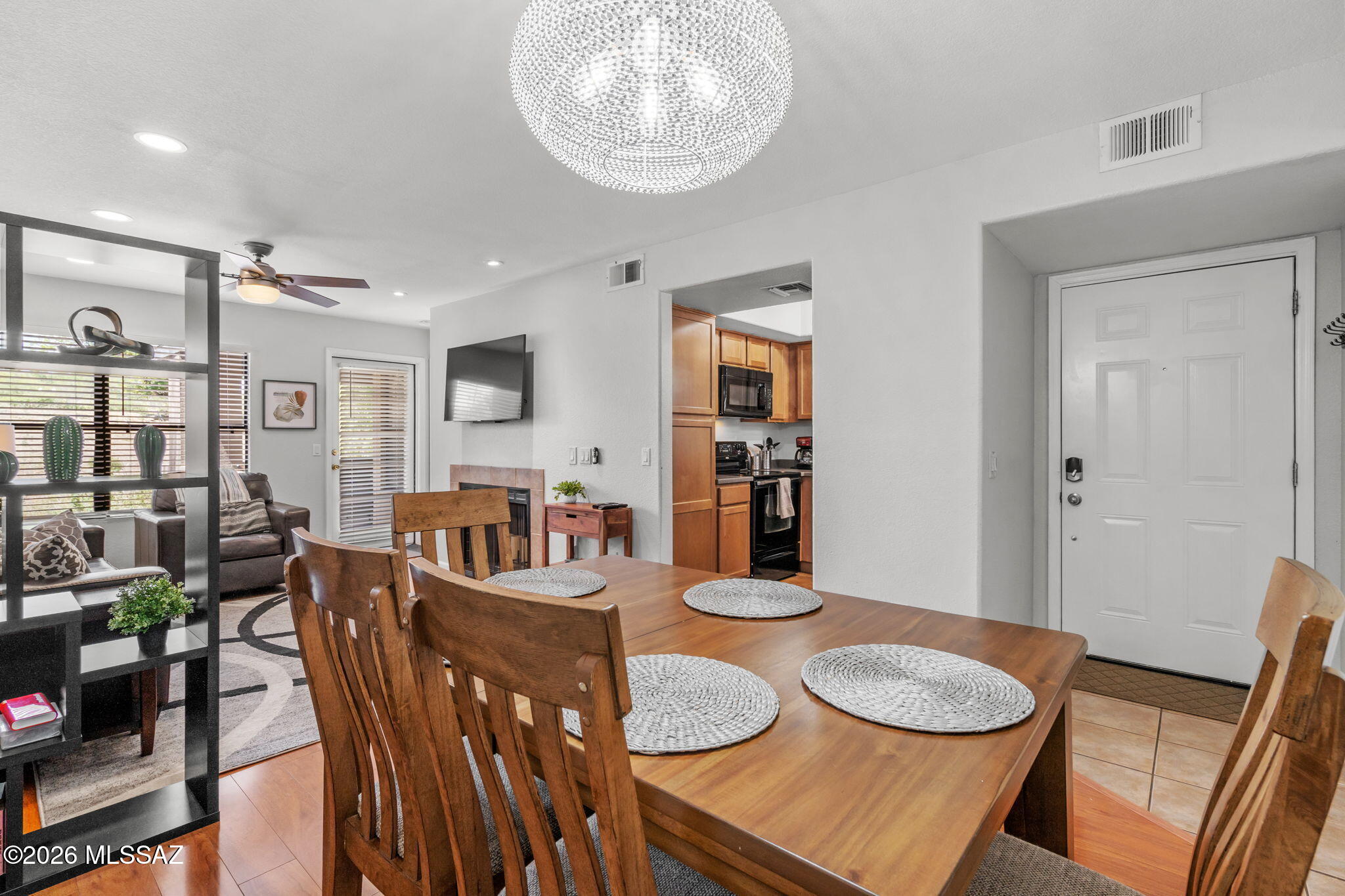 5855 N Kolb Road 4105