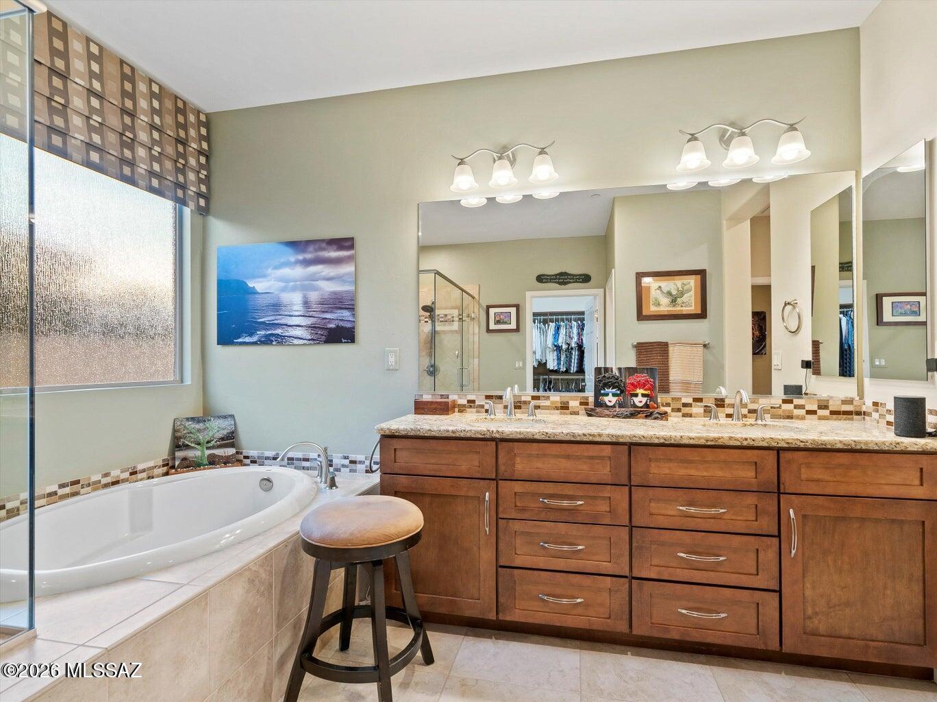Saddlebrooke Ranch - Residential Lease