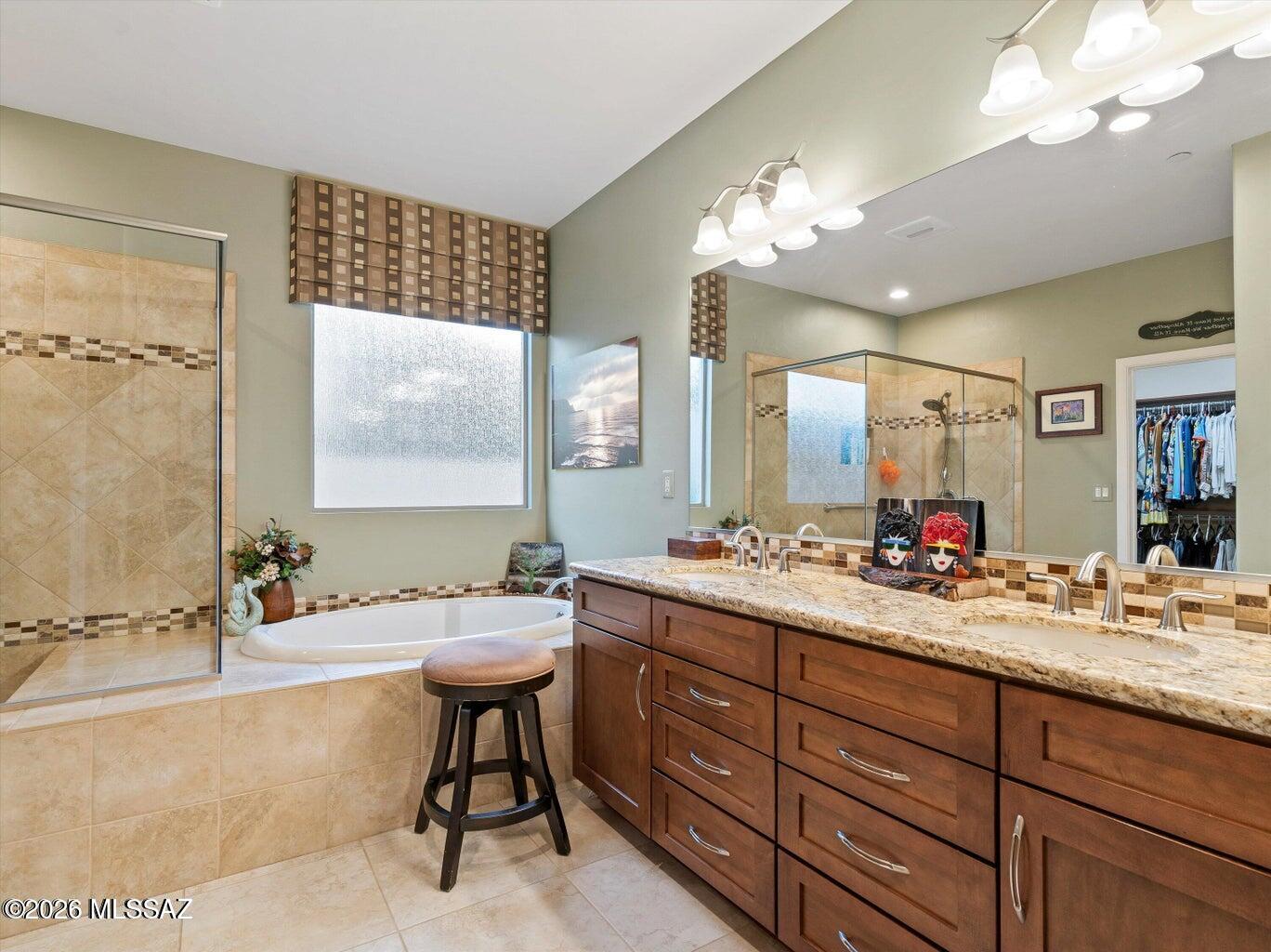Saddlebrooke Ranch - Residential Lease