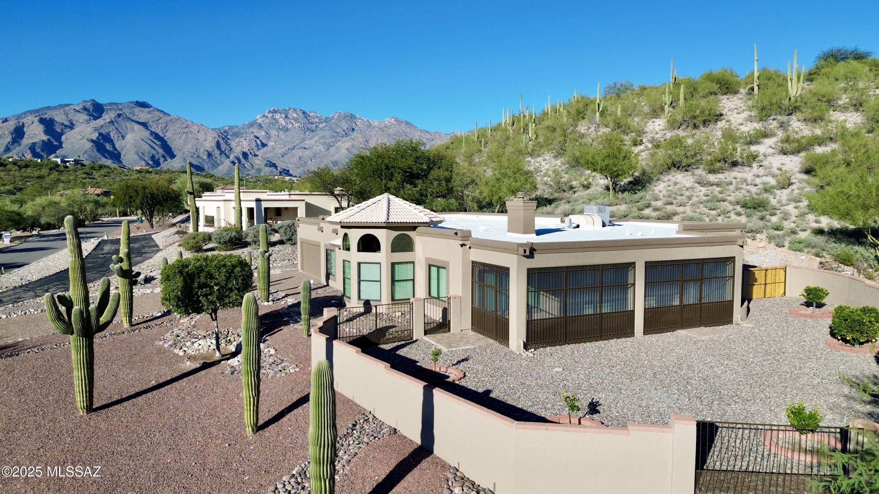 4162 N Calle Vista Ciudad