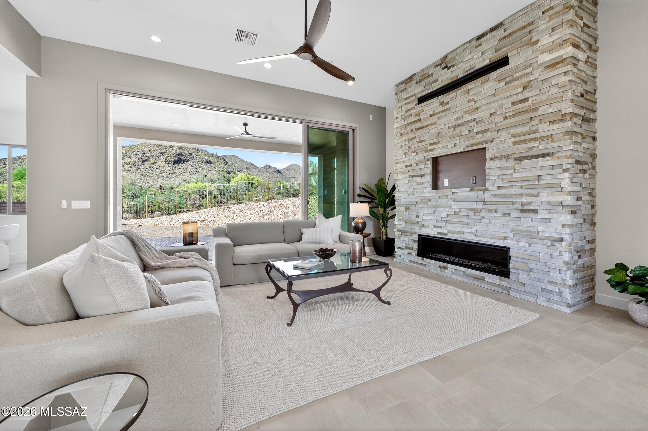 Canyon Pass At Dove Mountain - Residential