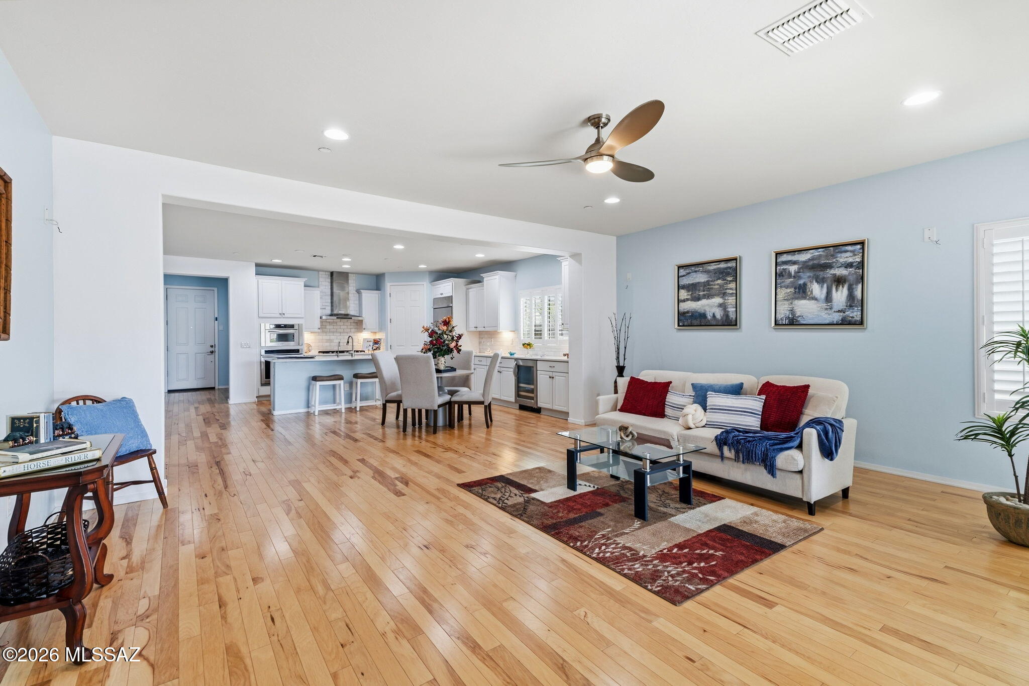 8158 N Circulo El Palmito