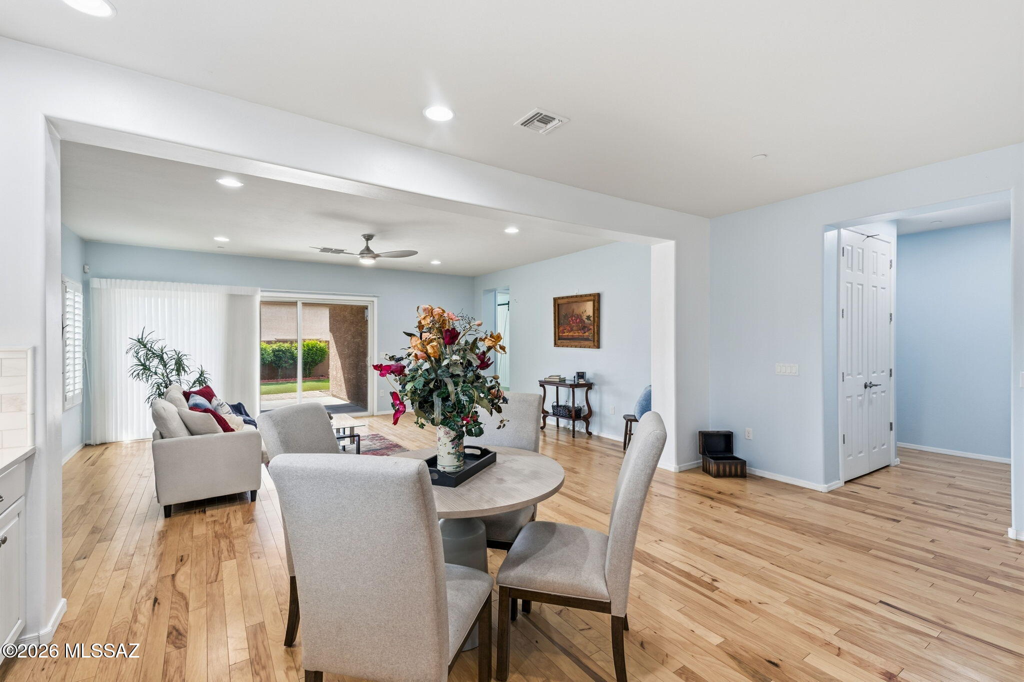 8158 N Circulo El Palmito