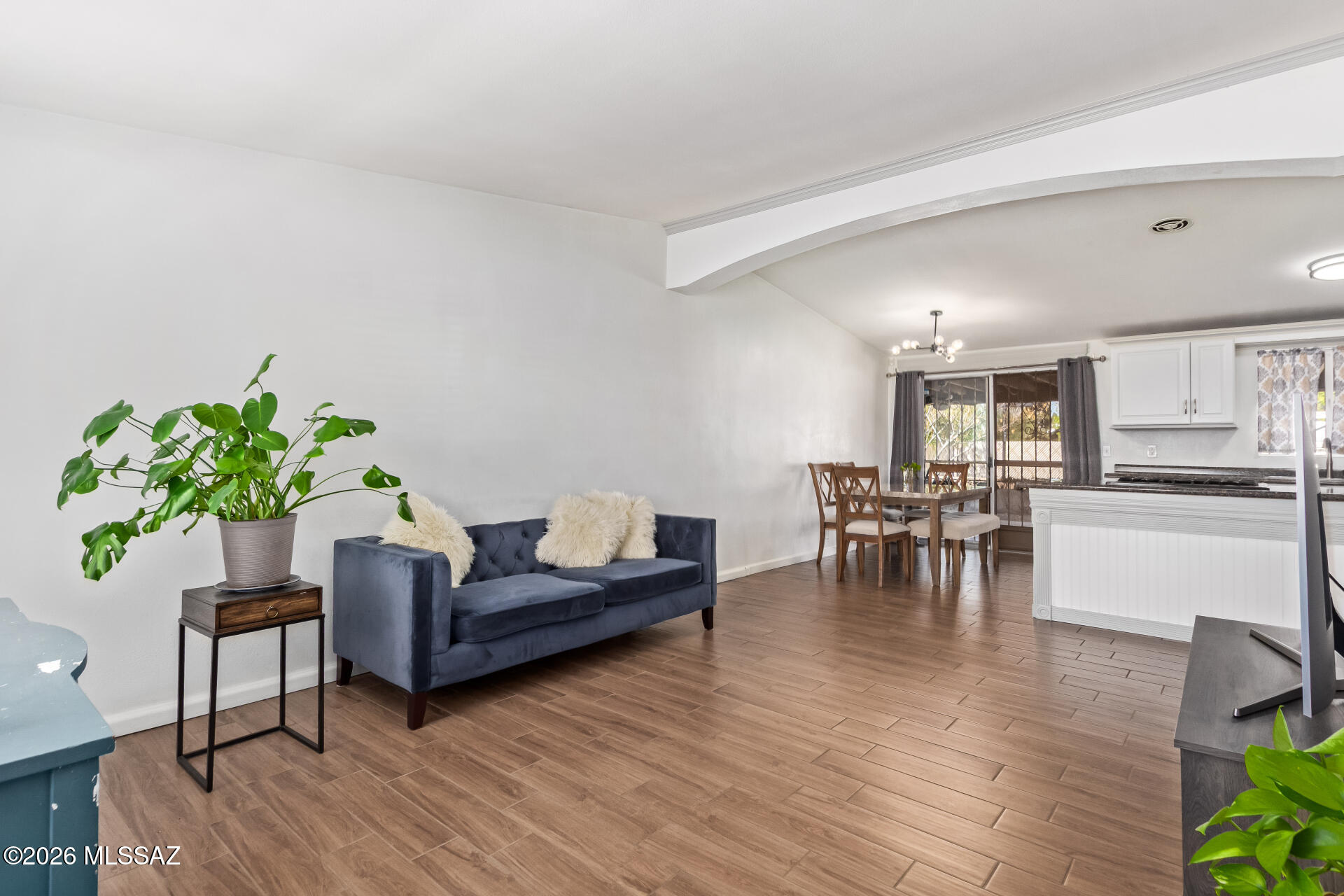 Vista Del Norte - Residential