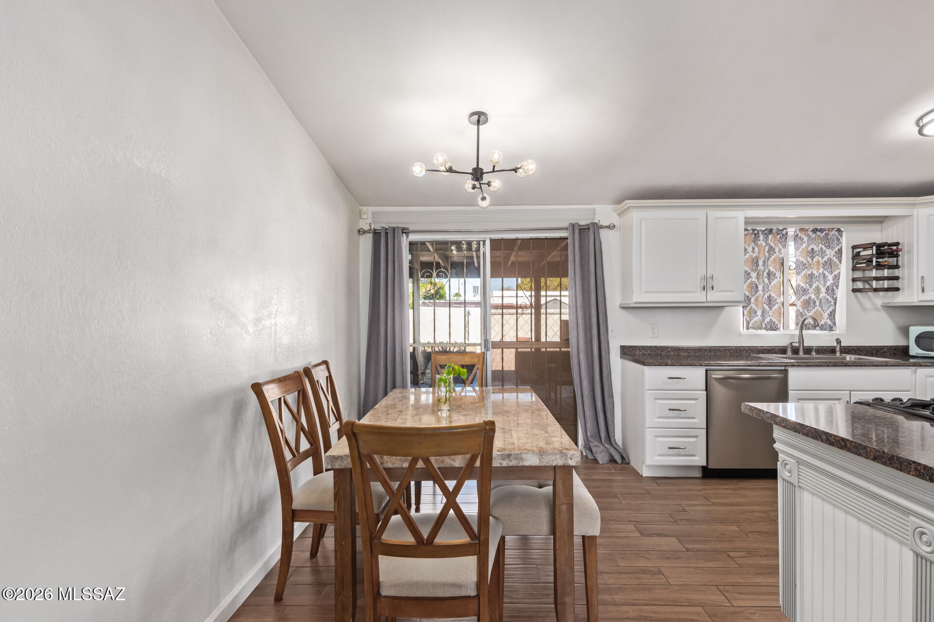 Vista Del Norte - Residential