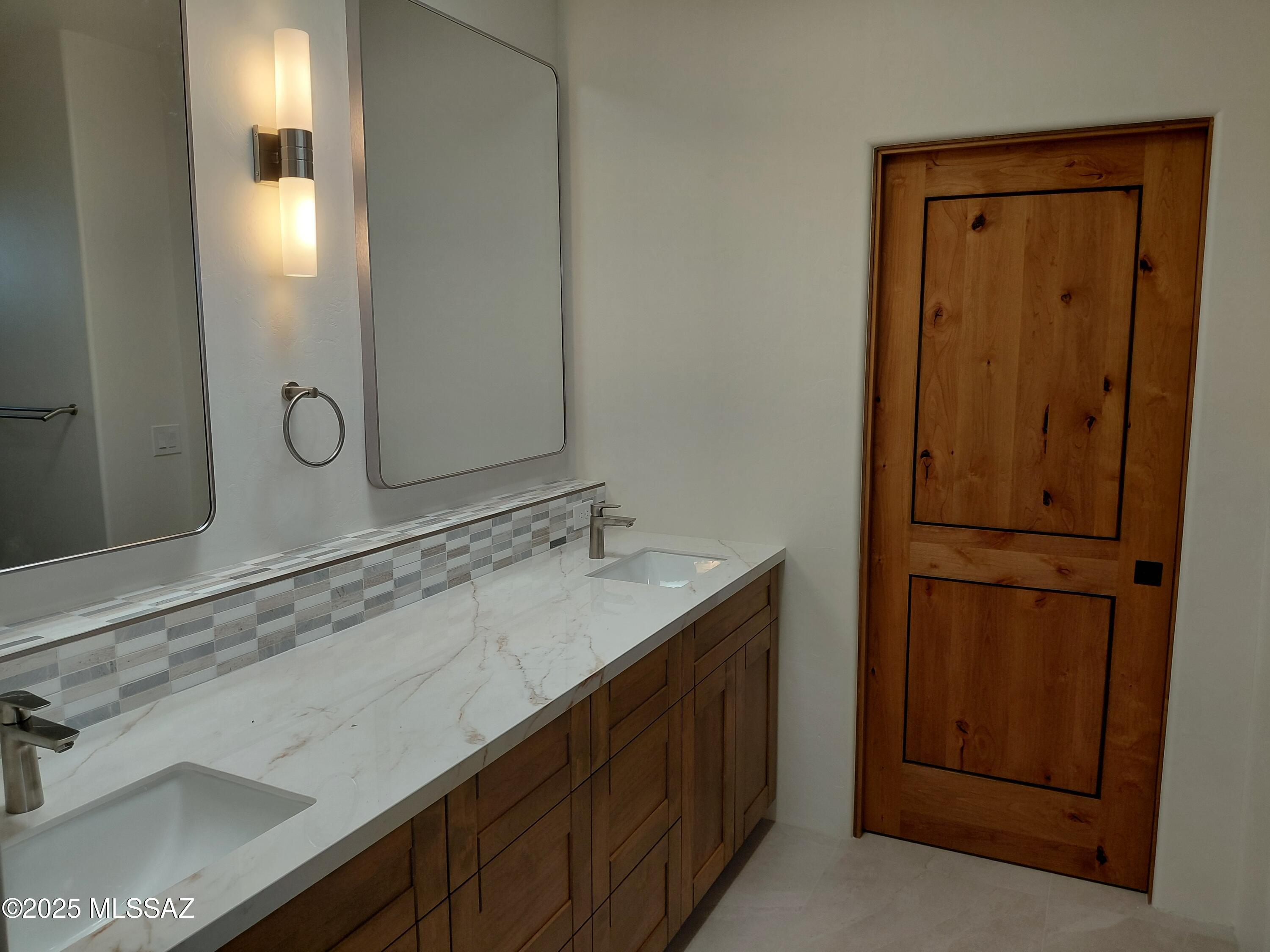 Catalina Foothills Estates 6 Th - Residential