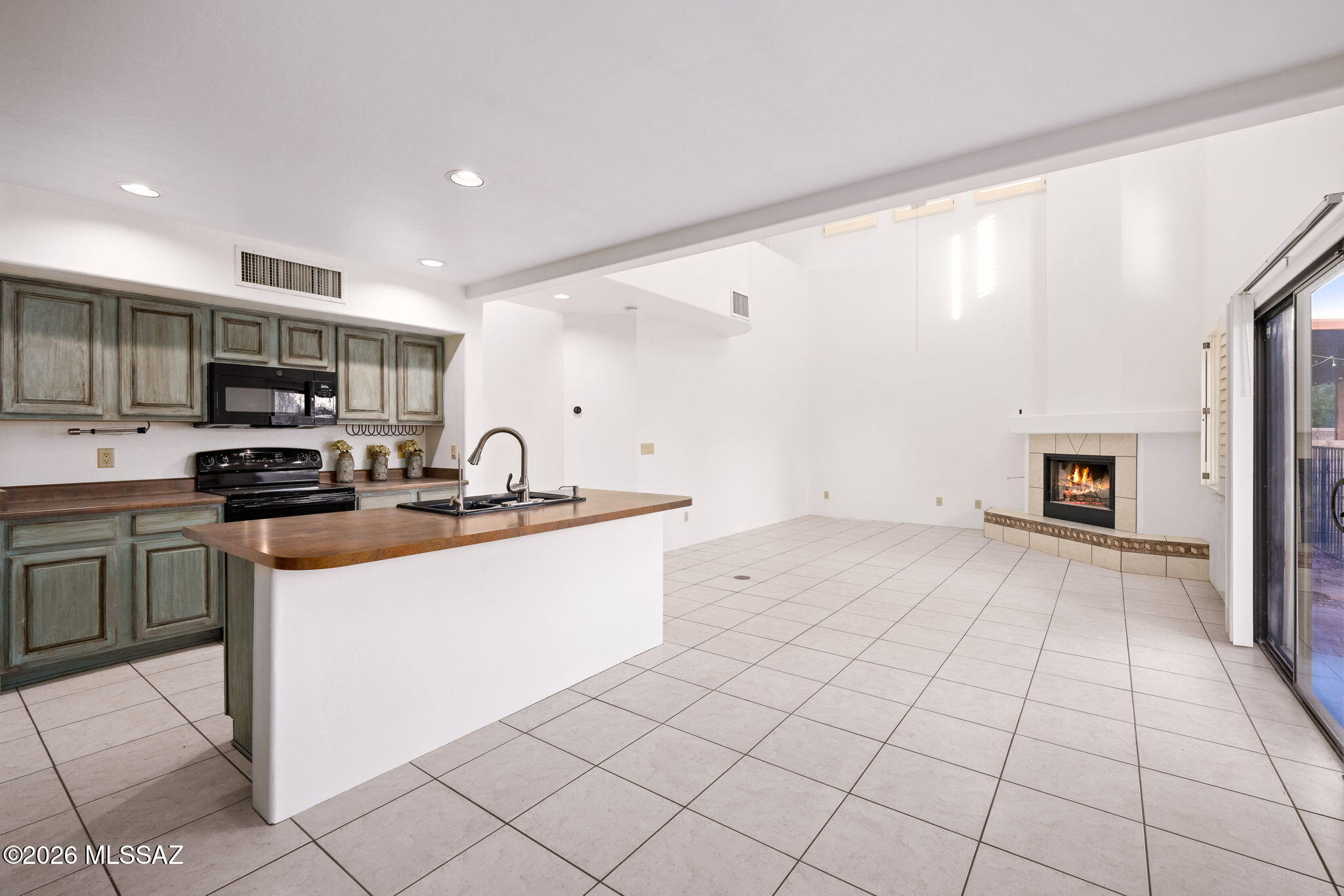Barrio Solana (1-42) - Residential