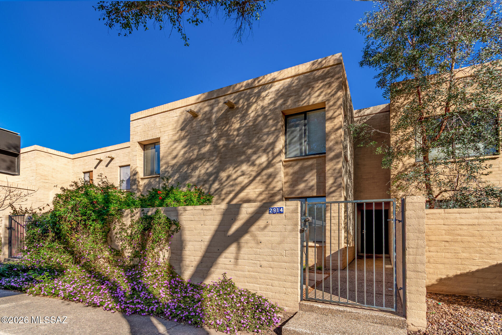 Tucson Racquet Club Twnhms. (1-56) - Residential
