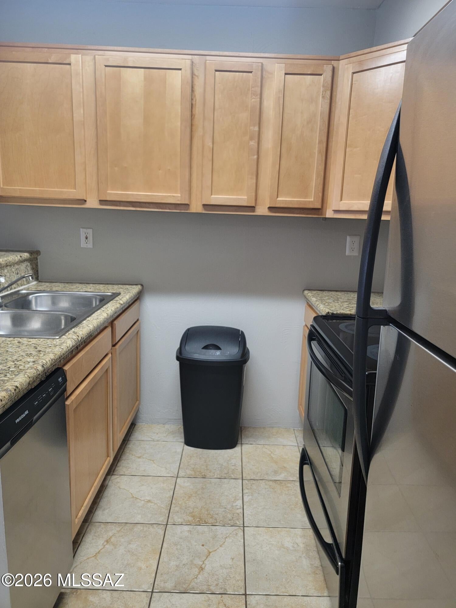 931 N Euclid Avenue 241