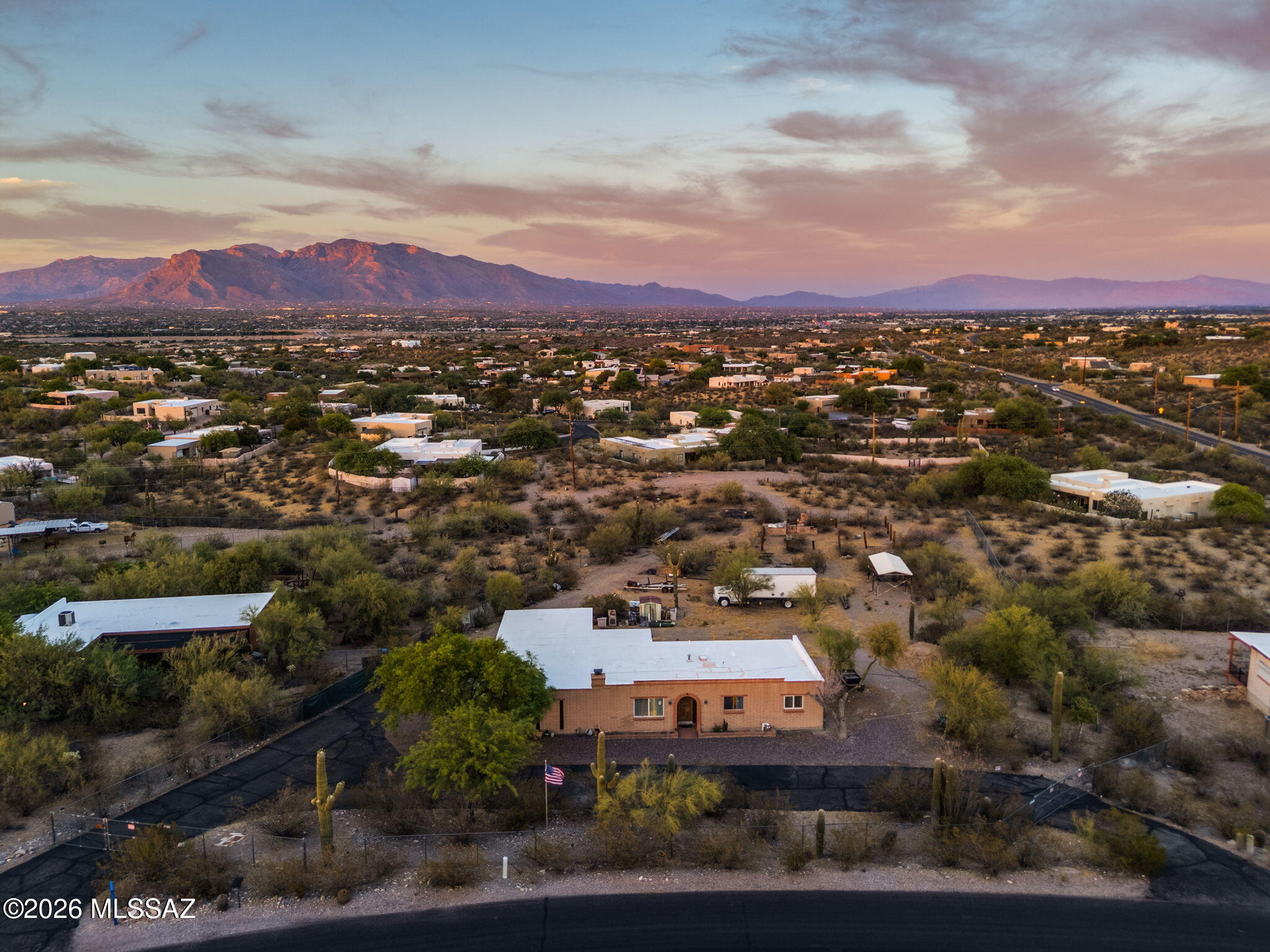 4822 N Camino De La Codorniz