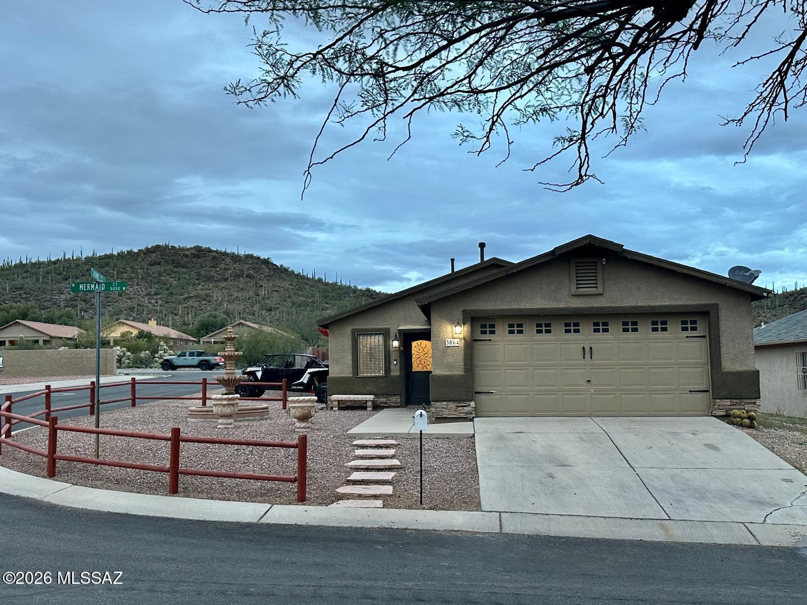 Mountain Manor View - Residential