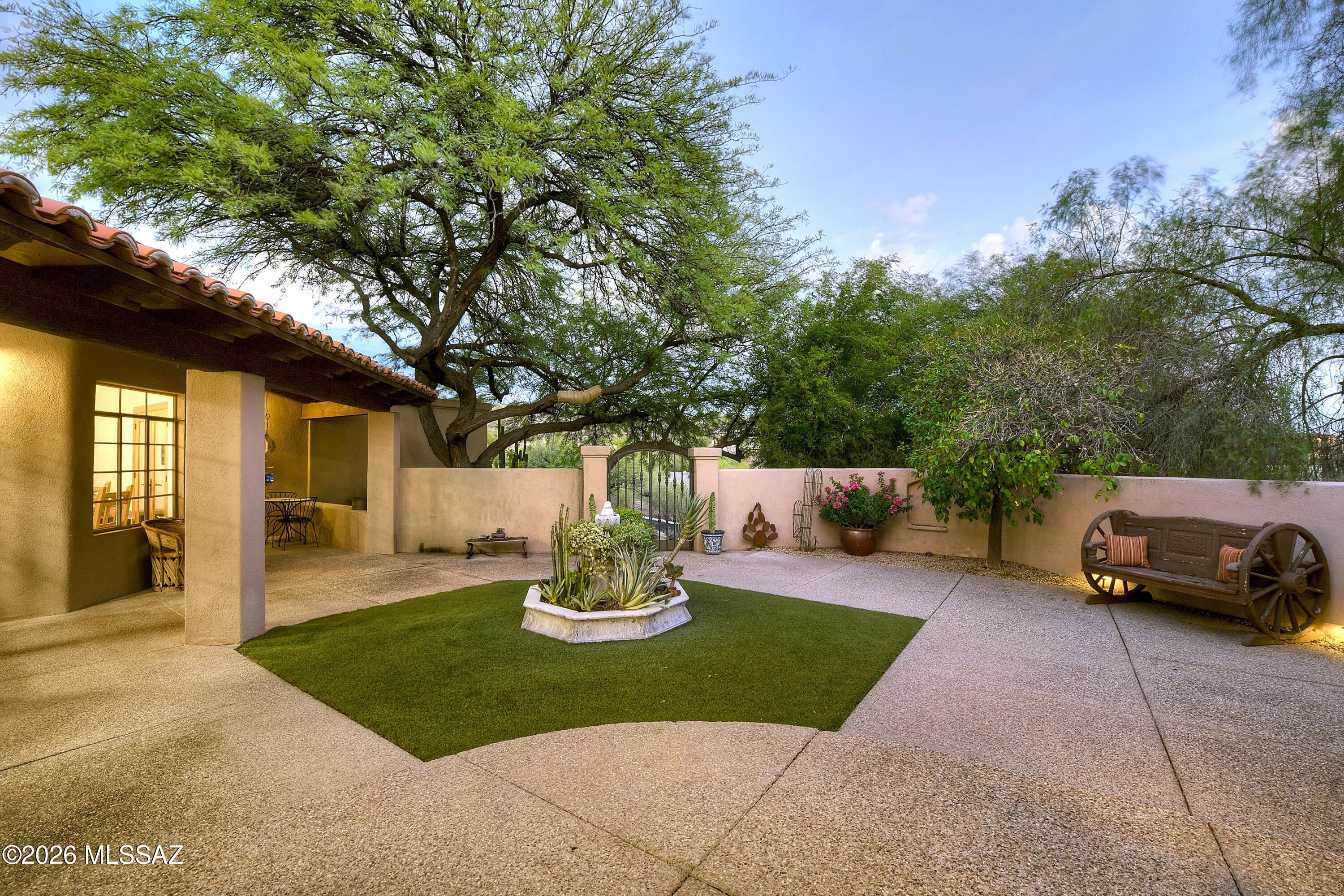 Catalina Foothills Estates NO. 10 (1-72) - Residential