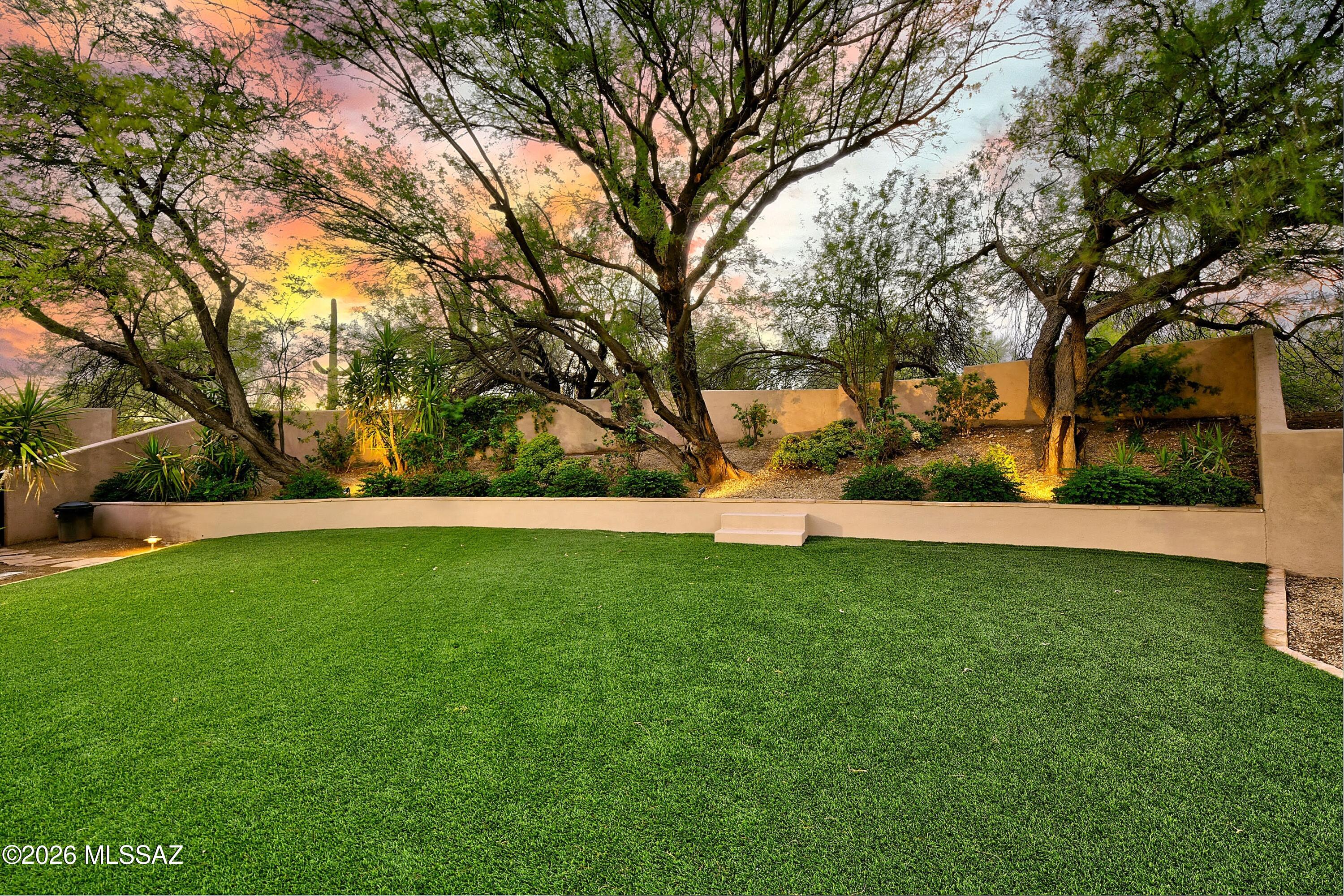 Catalina Foothills Estates NO. 10 (1-72) - Residential