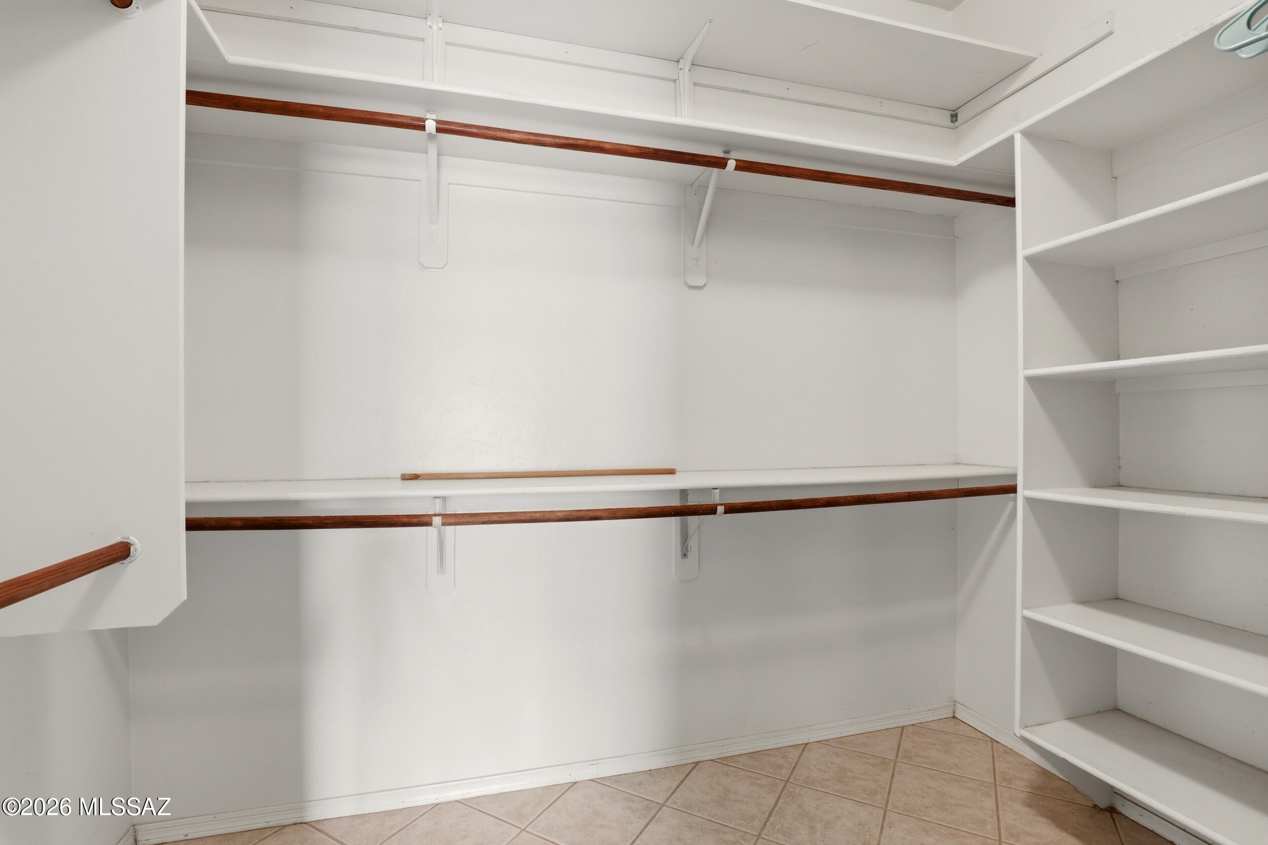 Colonia De Los Alamos (BK1-45) - Residential