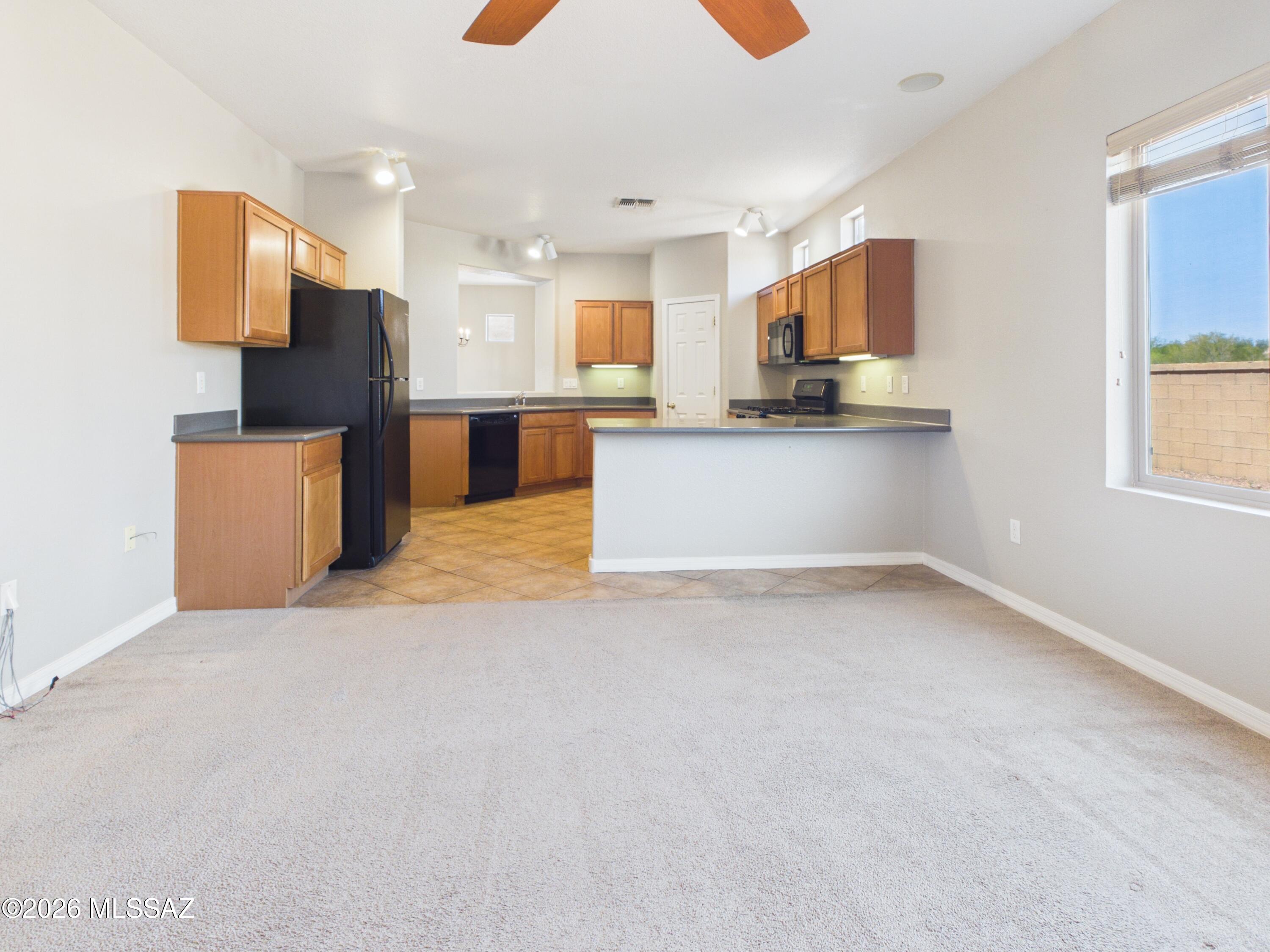 Presidio De Cancion (1-200) - Residential