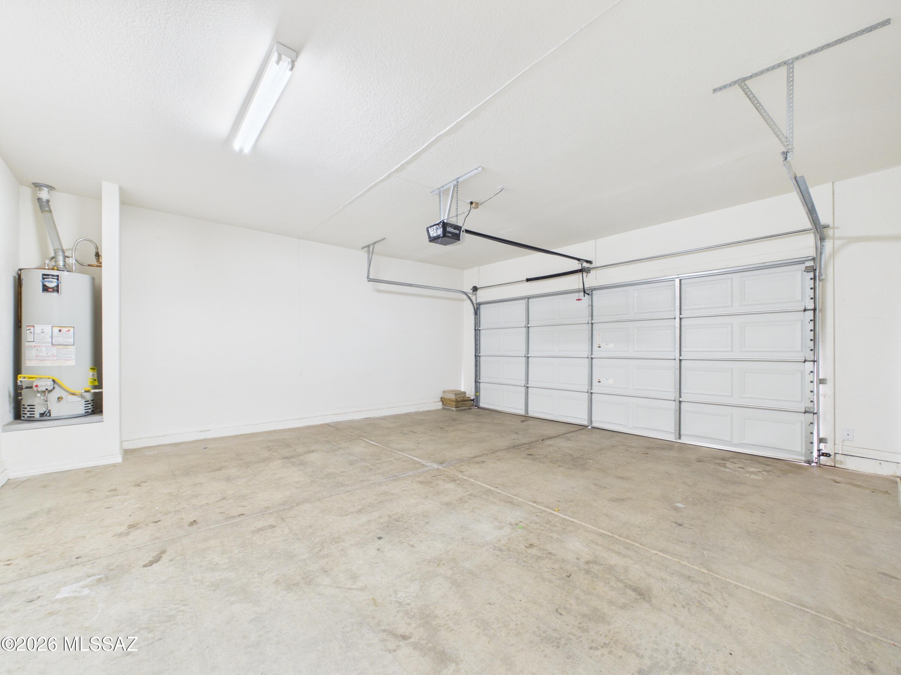 Presidio De Cancion (1-200) - Residential