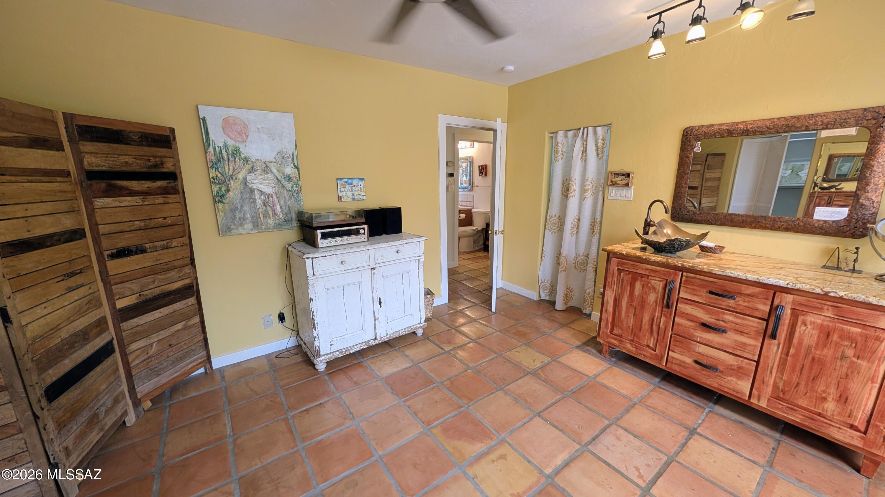 N/A - Residential Lease