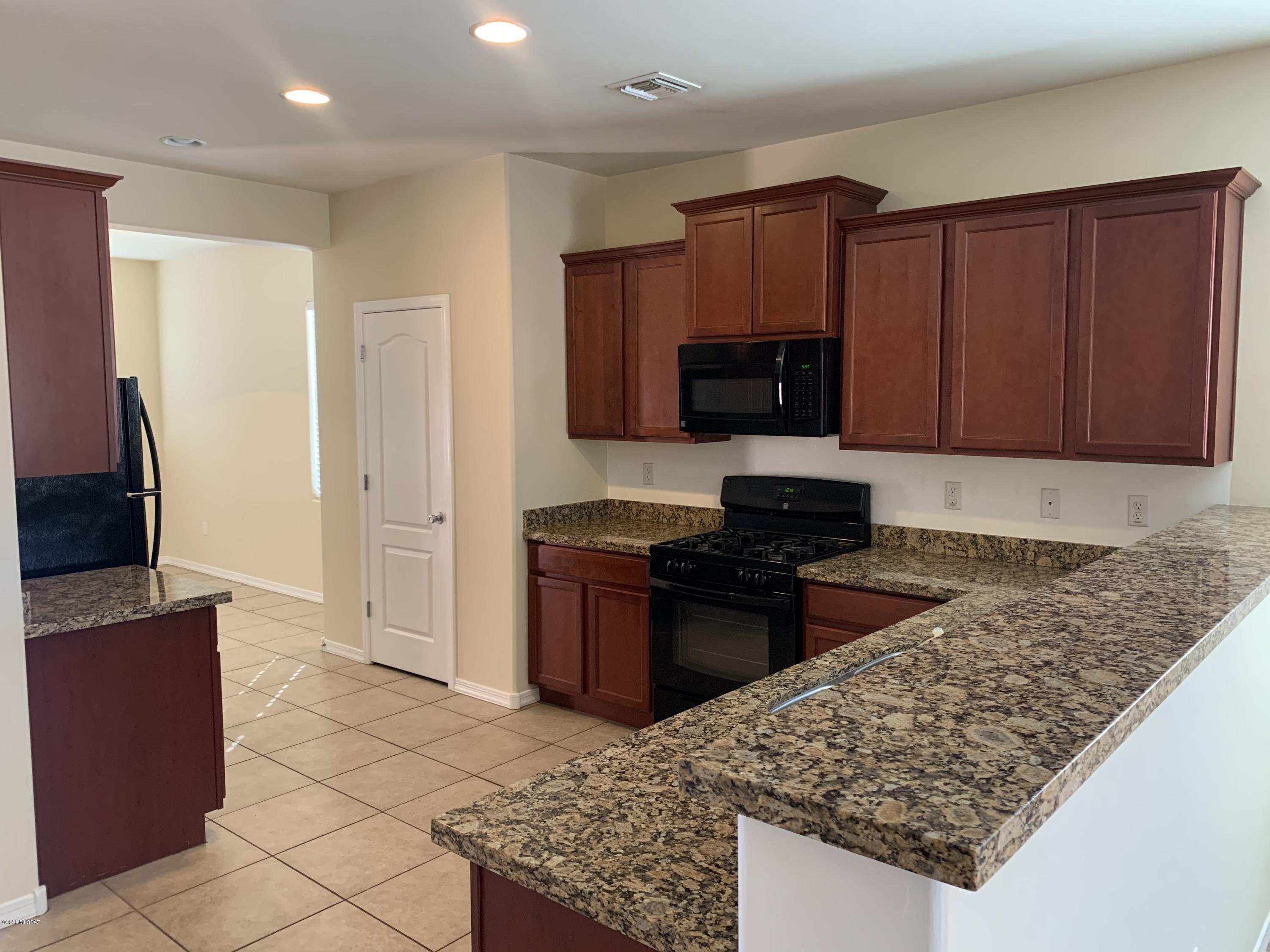 San Lucas Block 8 - Residential Lease
