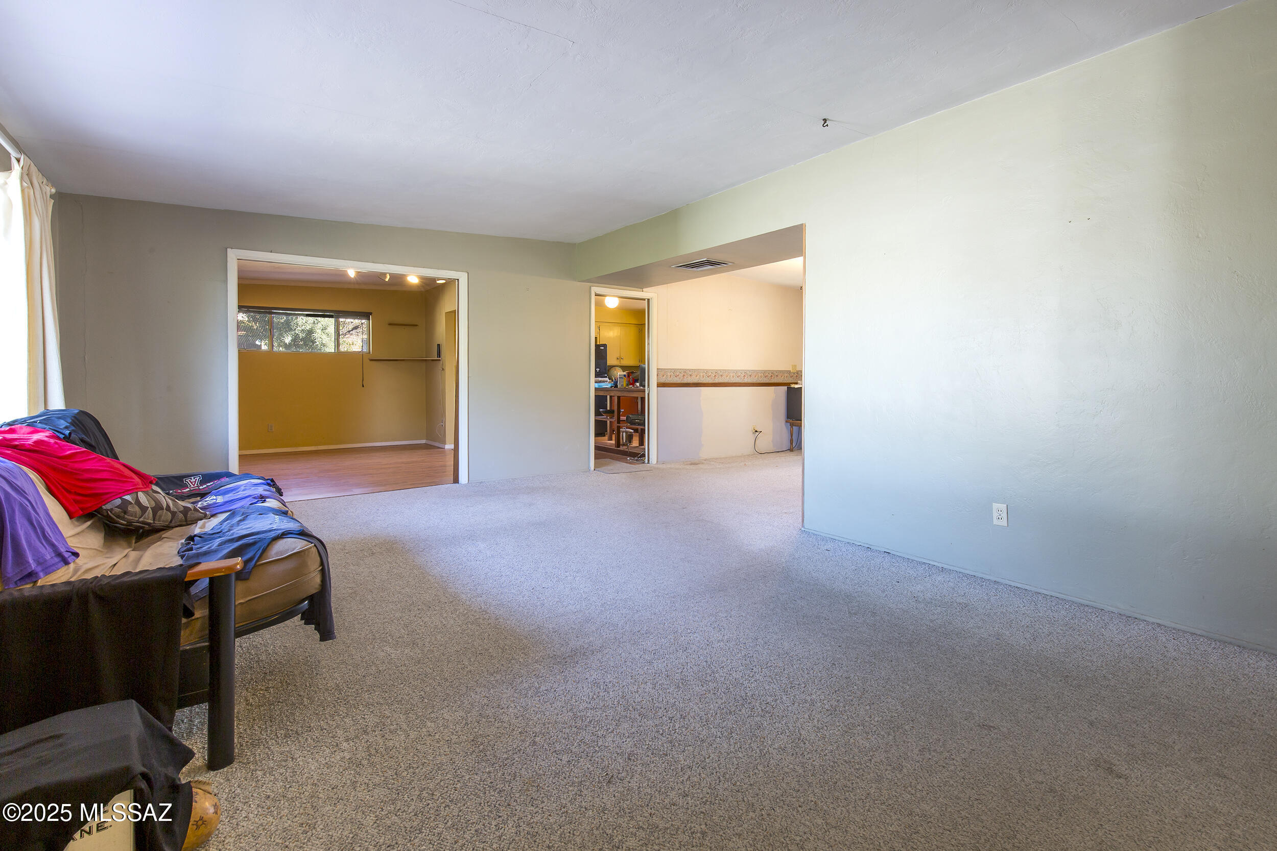 4902 E Copper Street