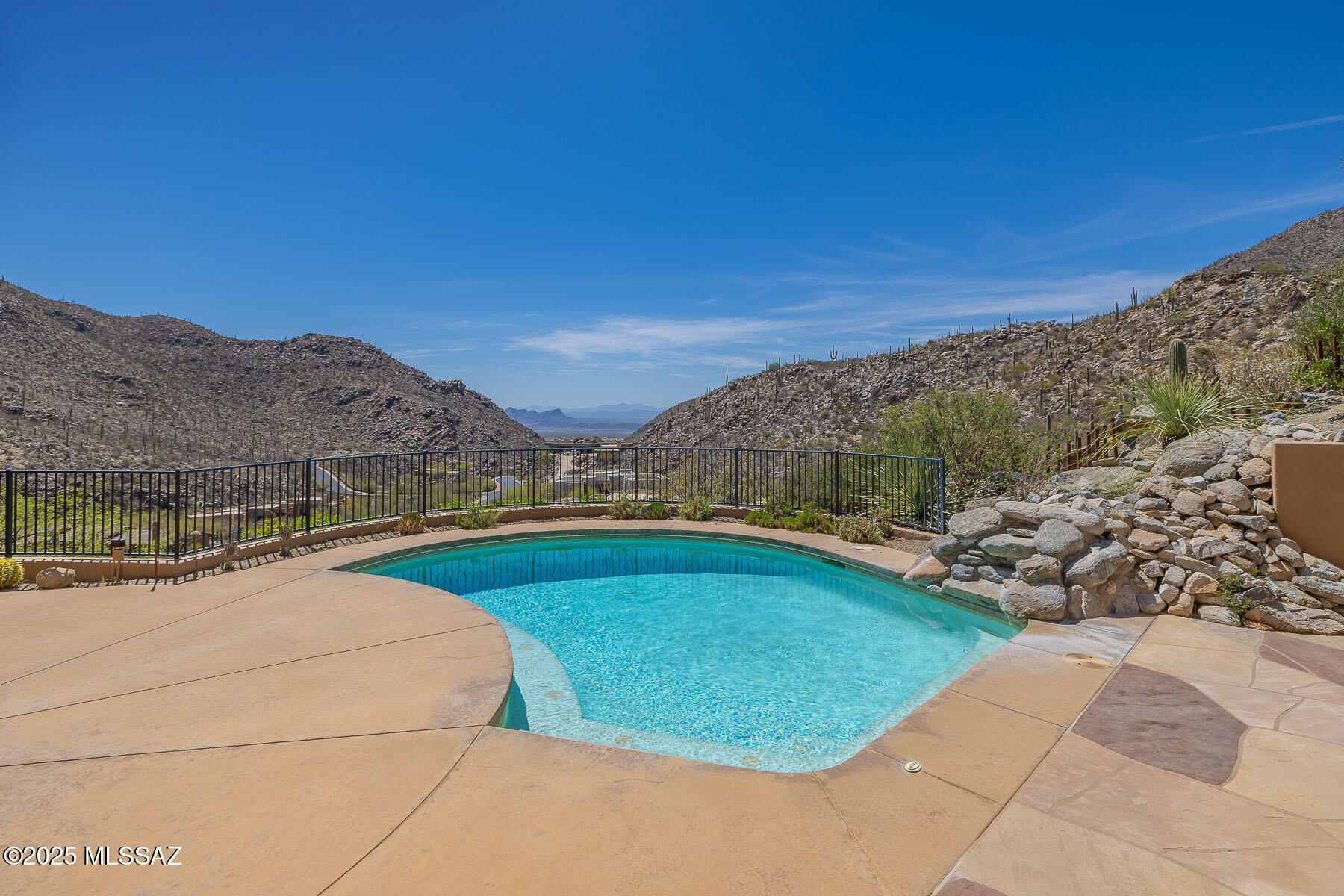 Canyon Pass II At Dove Mountain (49-110) - Residential