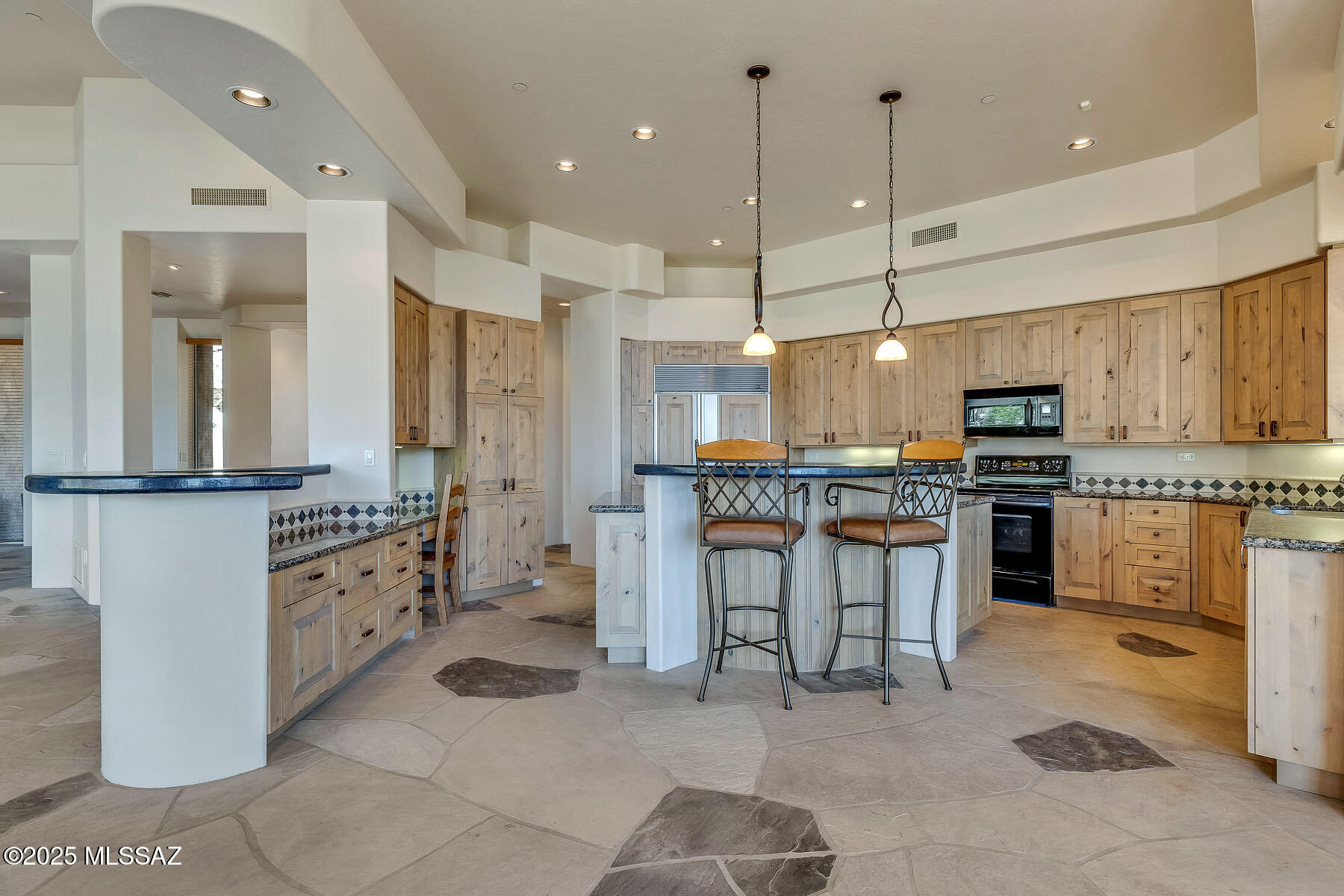 Canyon Pass II At Dove Mountain (49-110) - Residential