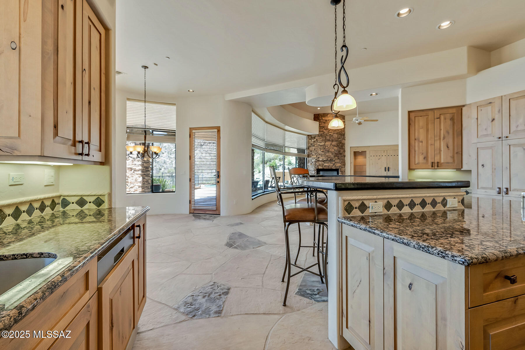 Canyon Pass II At Dove Mountain (49-110) - Residential