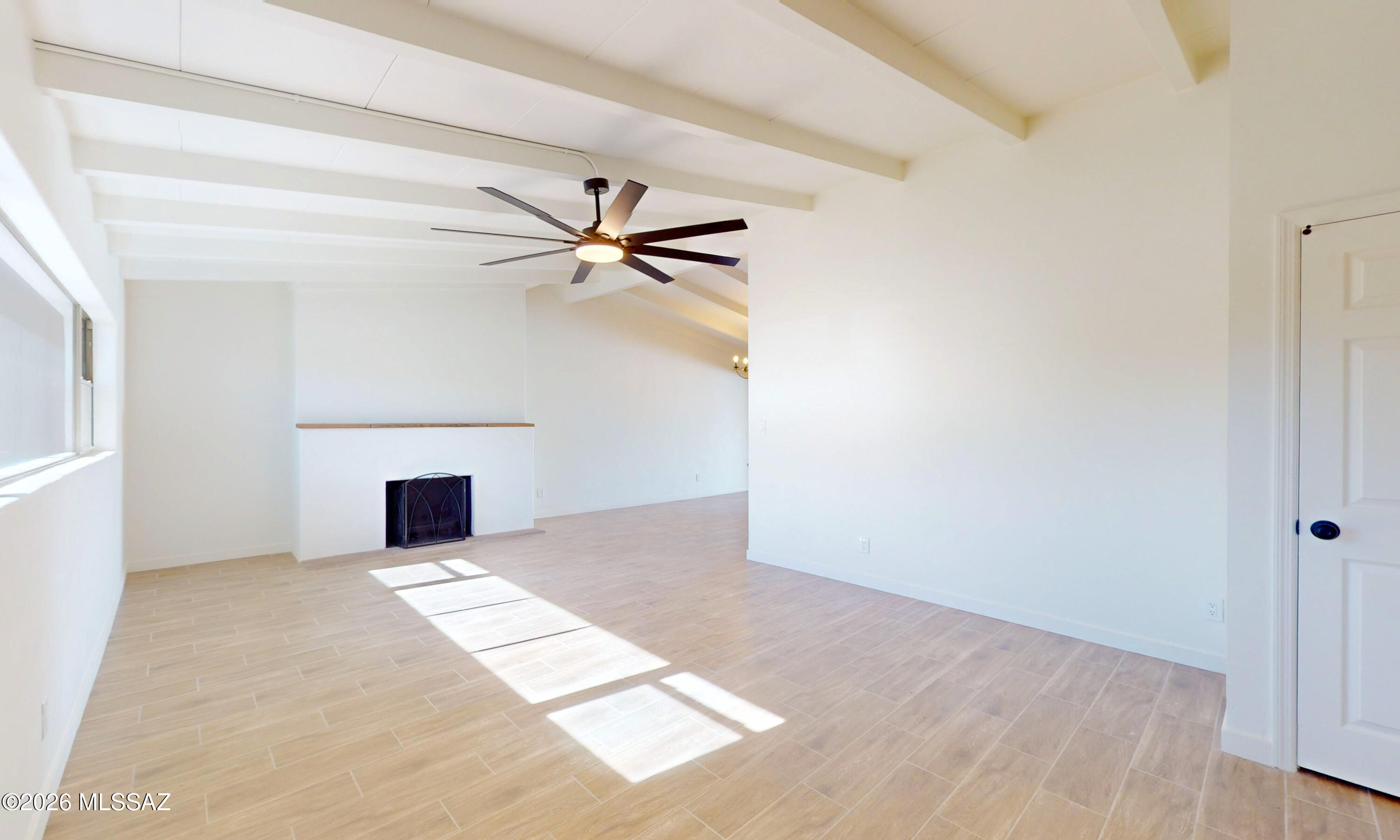 1439 E Linden Street