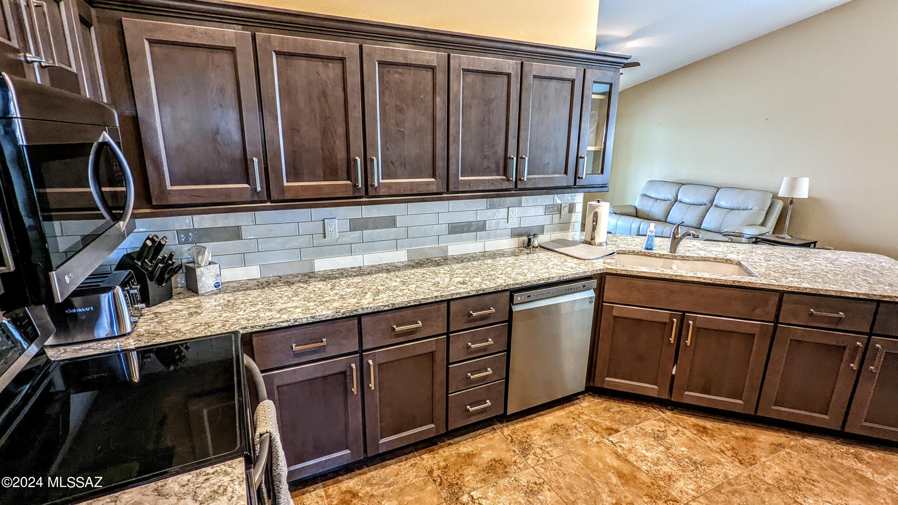 Saddlebrooke - Residential Lease