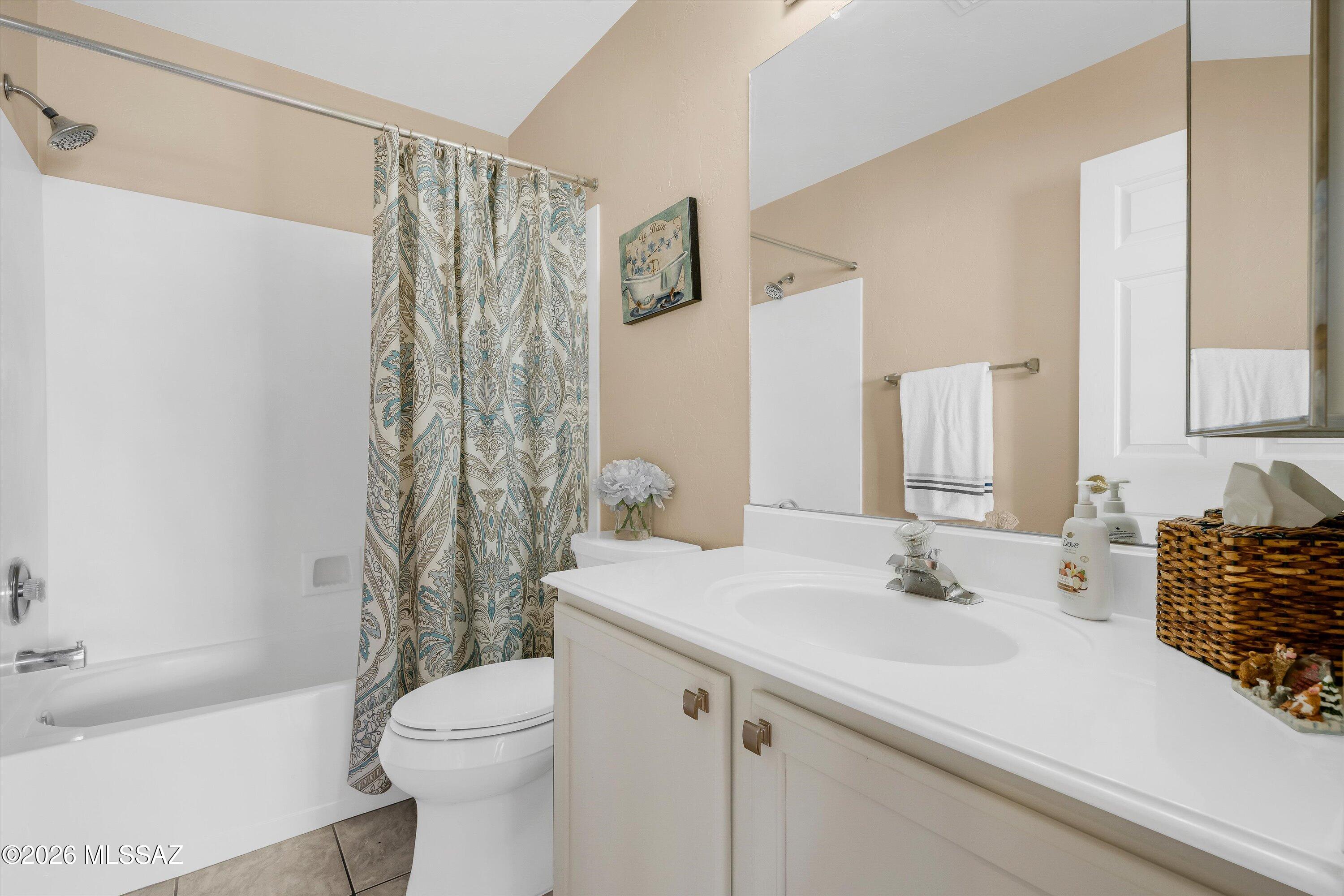 Carmel Pointe (1-104) - Residential
