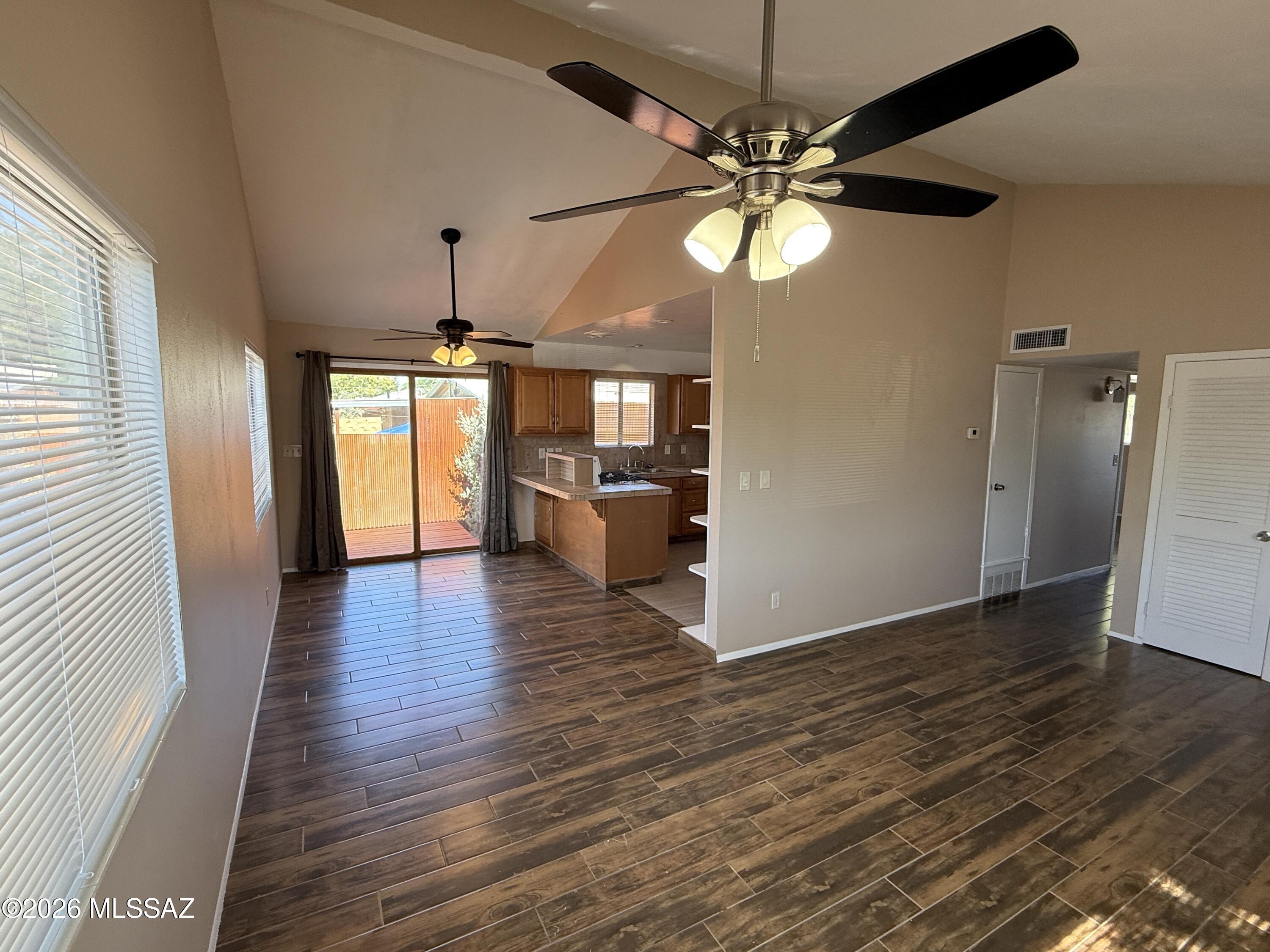 Jefferson Park - Residential