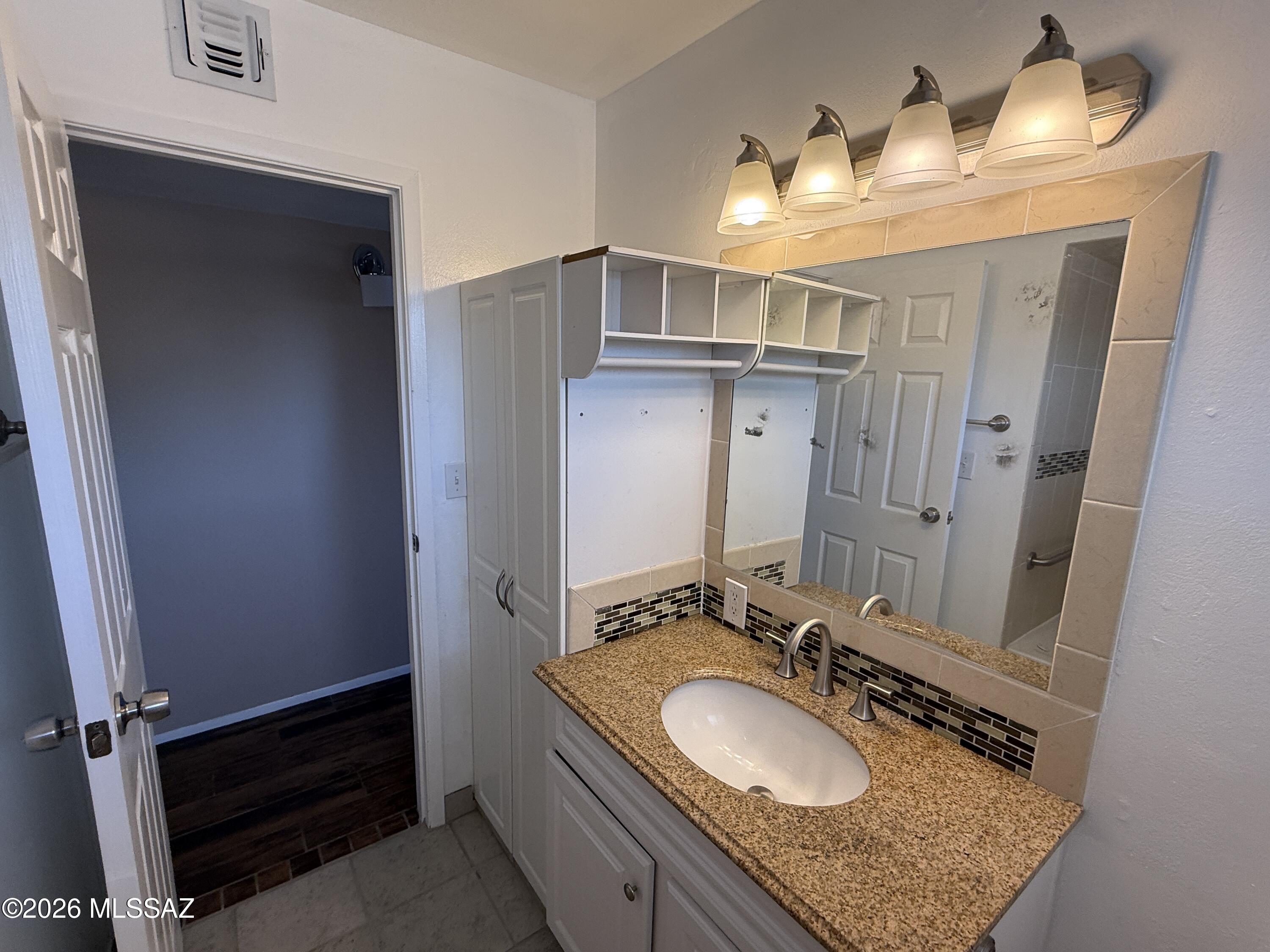 Jefferson Park - Residential