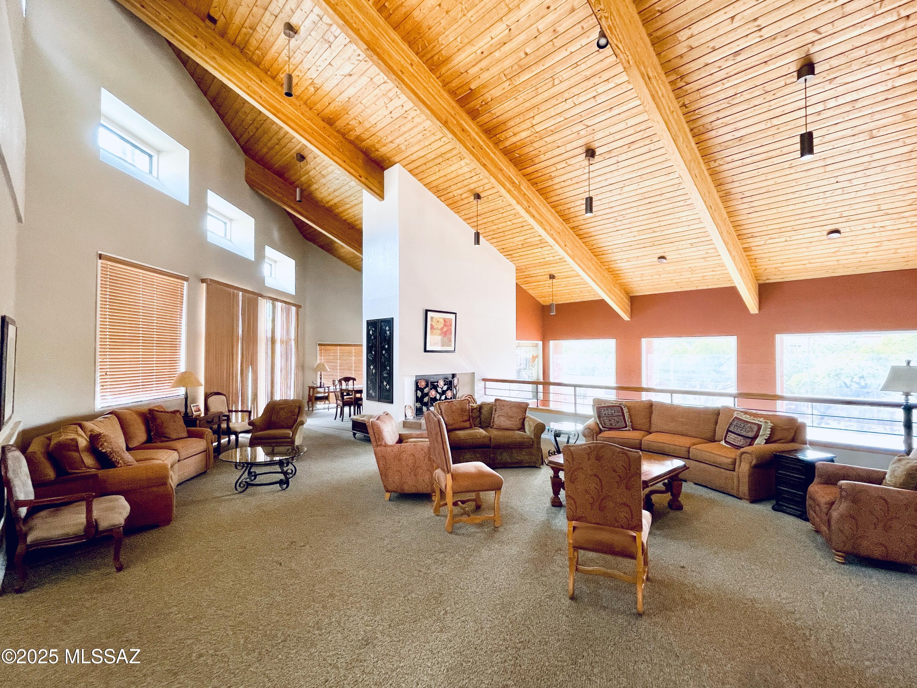 Ventana Vista Condominiums - Residential Lease