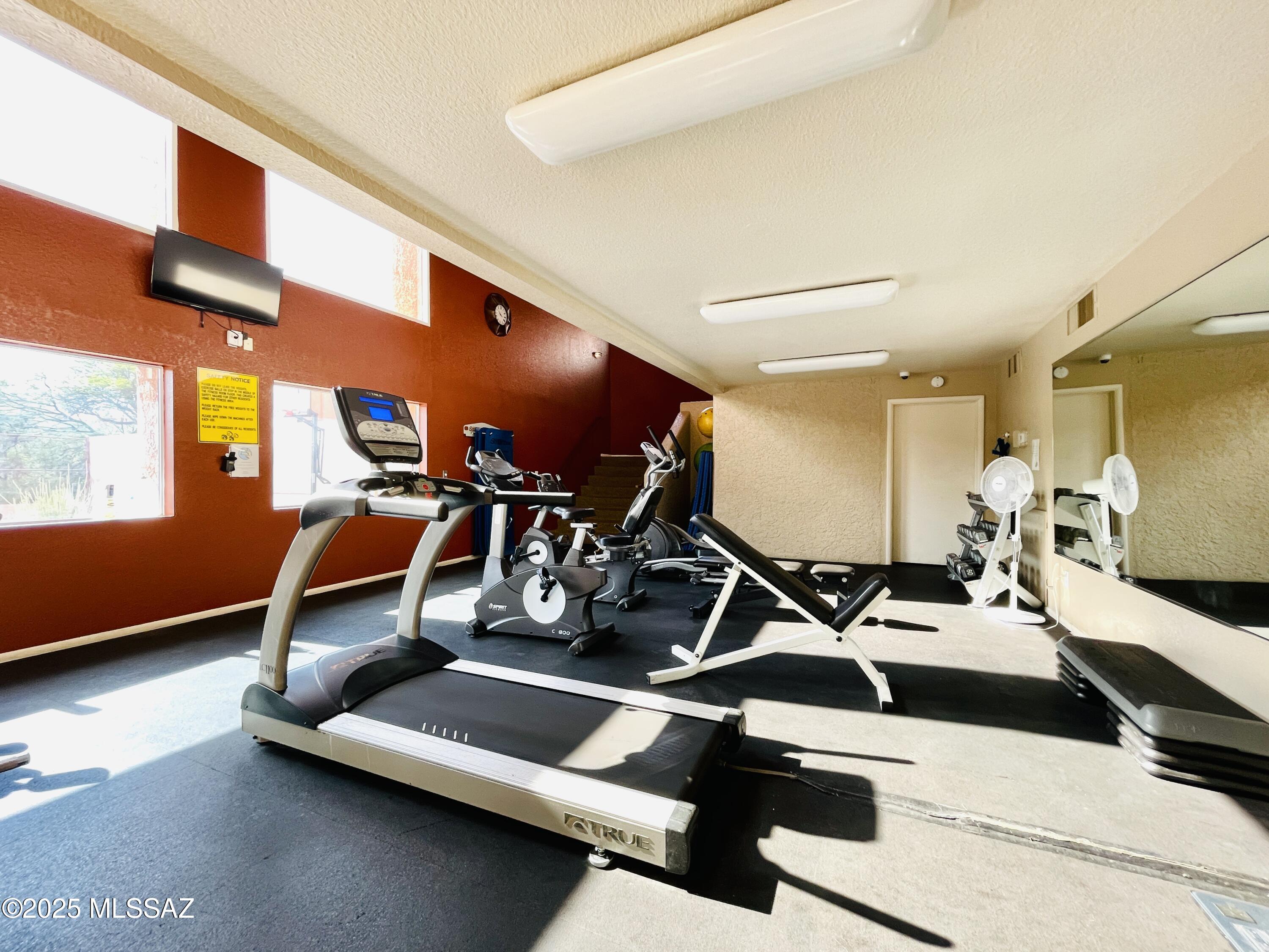 Ventana Vista Condominiums - Residential Lease