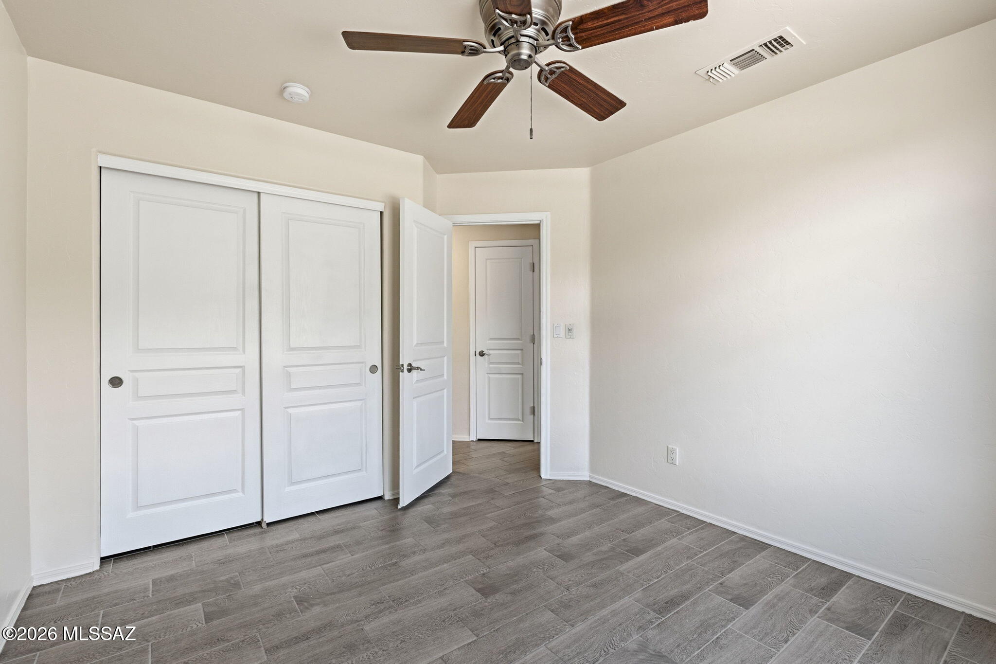 Sabino Mountain (1-290) - Residential