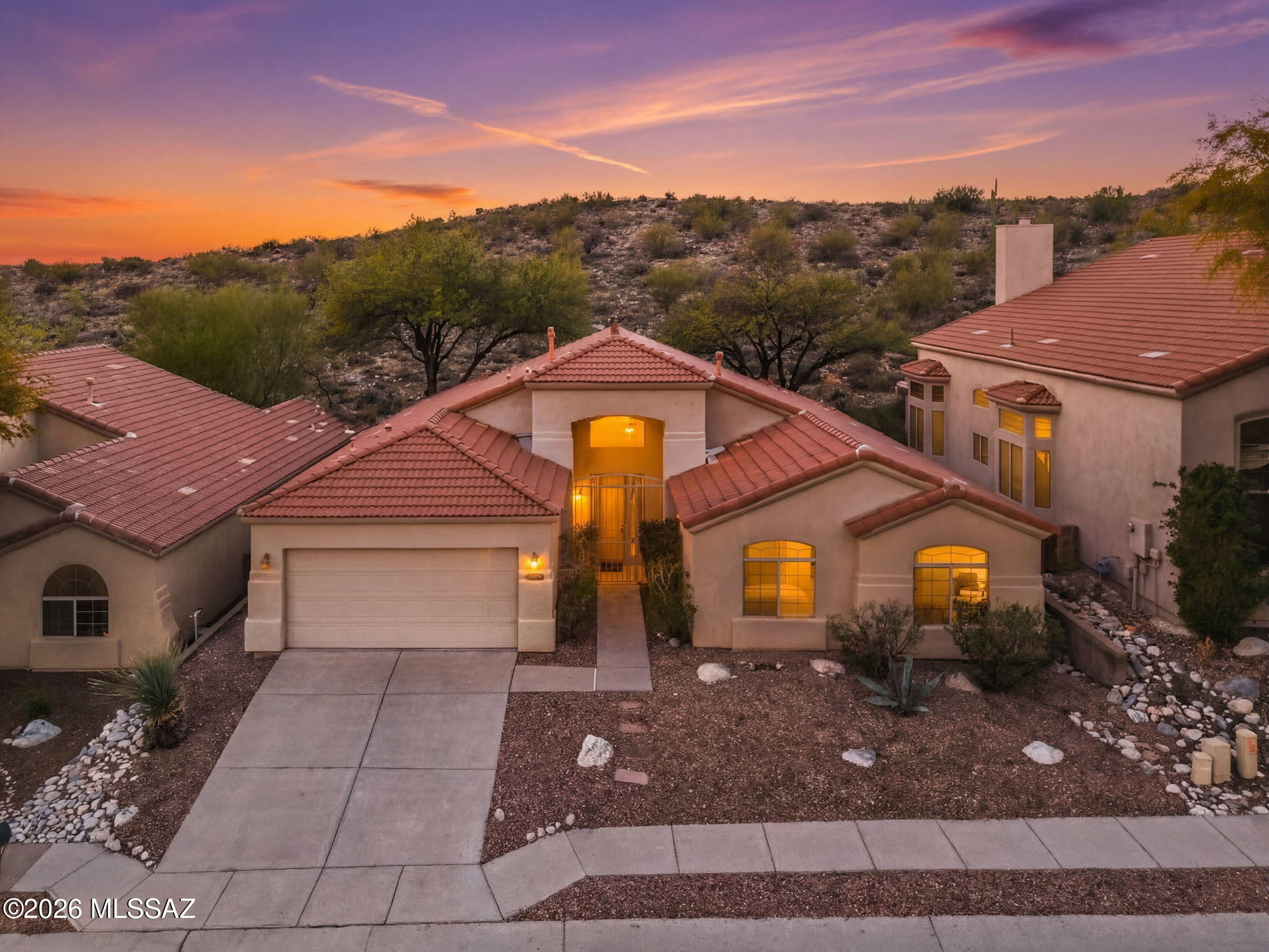 Sabino Mountain (1-290) - Residential