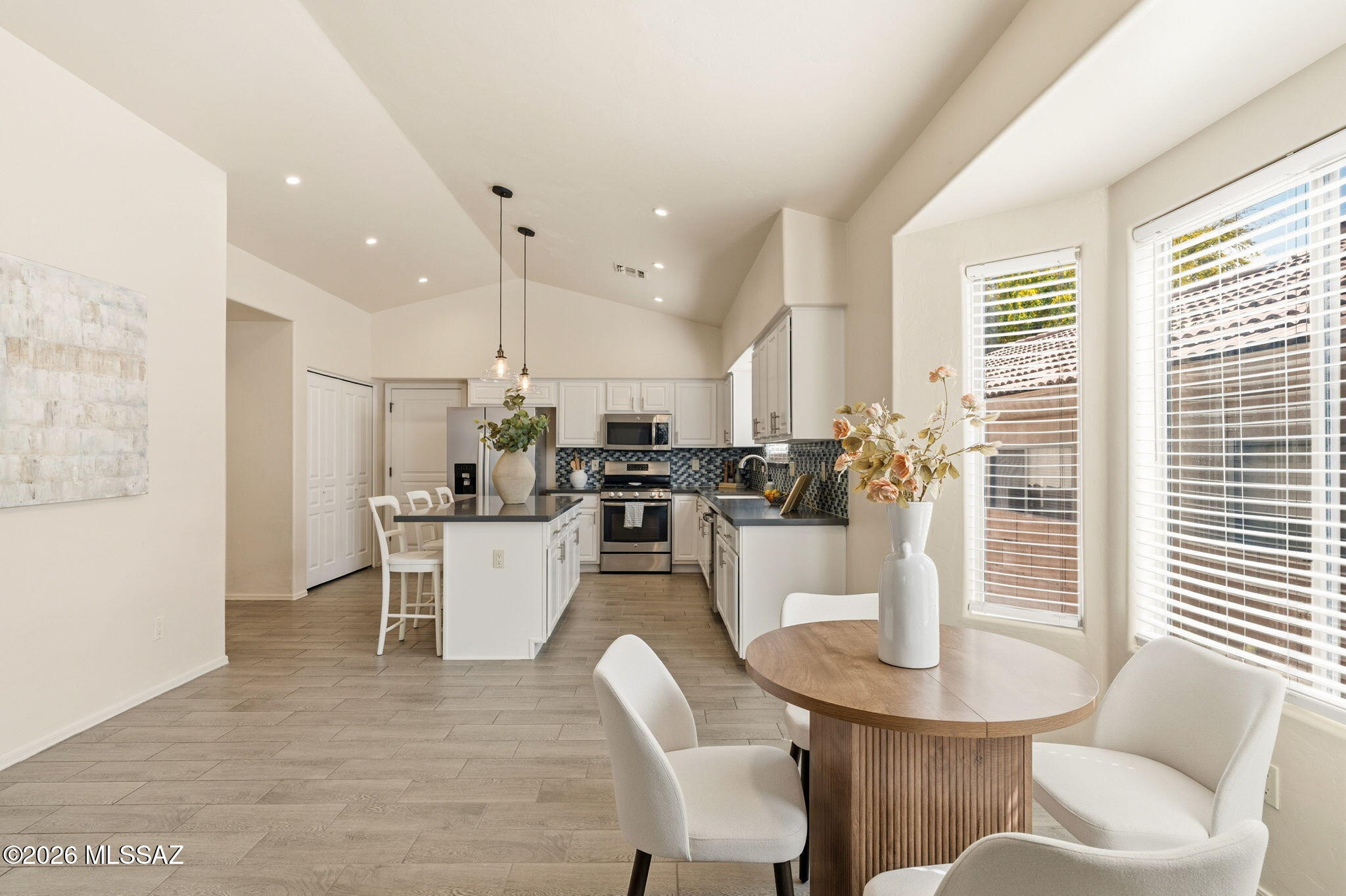 Sabino Mountain (1-290) - Residential