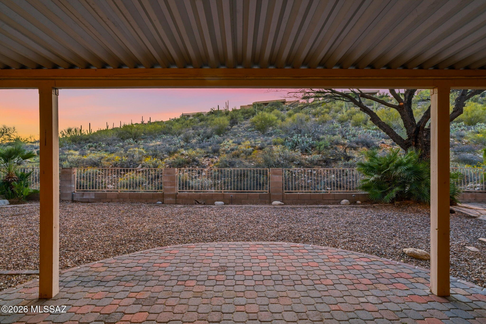 Sabino Mountain (1-290) - Residential
