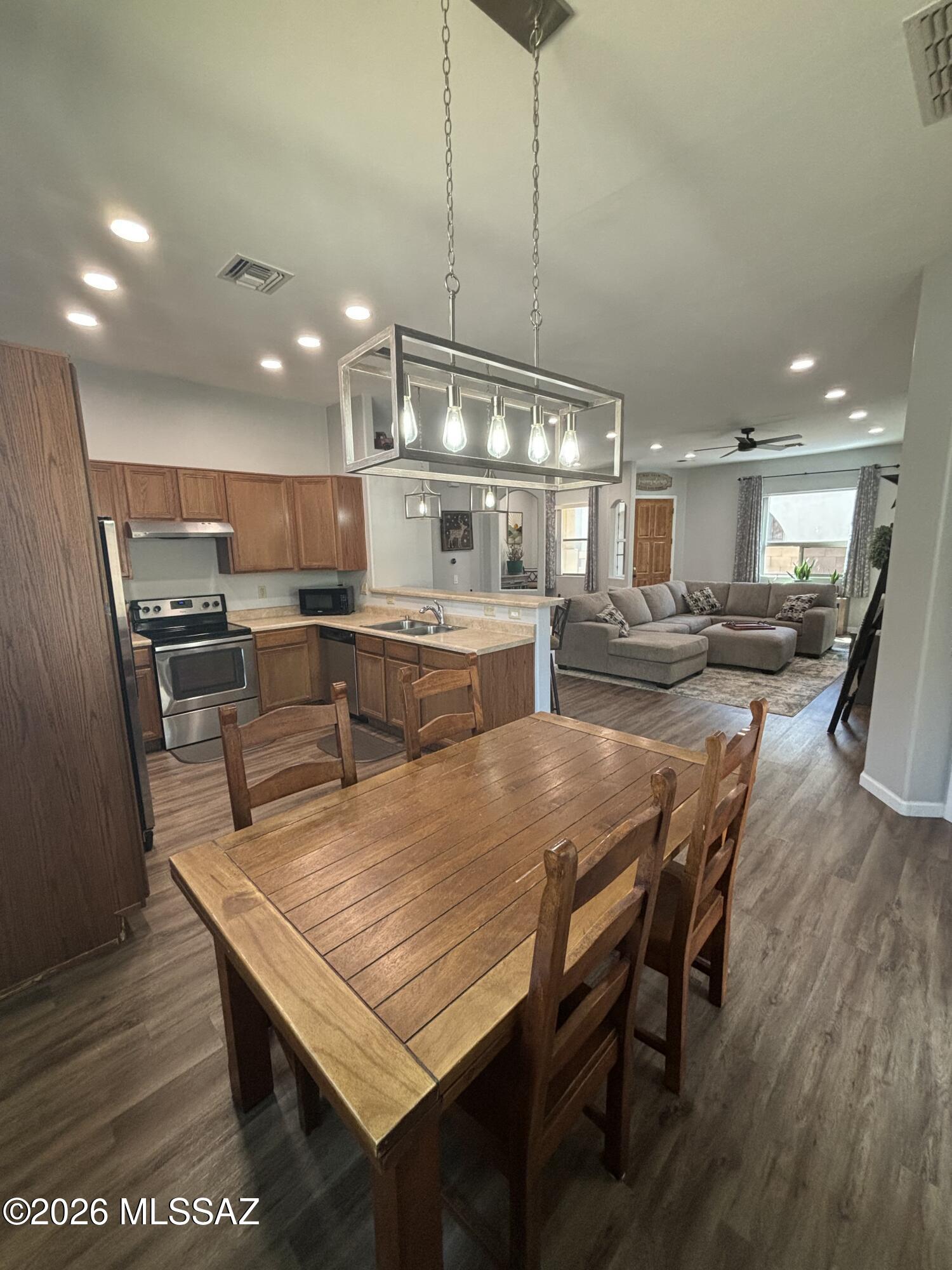 2231 N Avenida Tabica