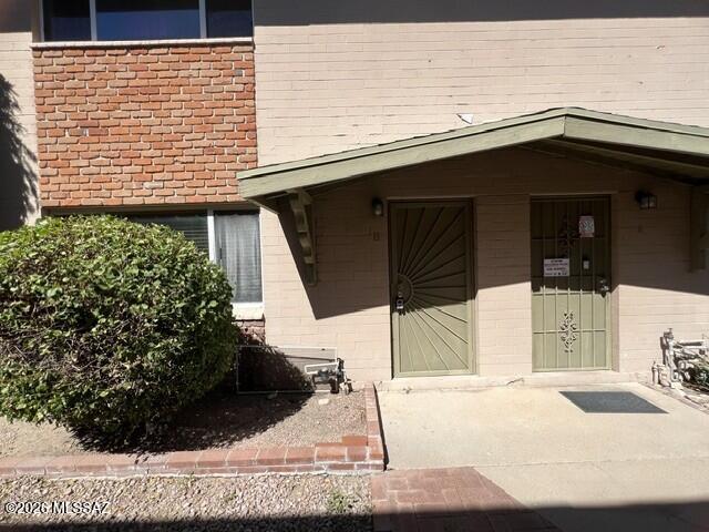 923 N Desert Ave Road STE B