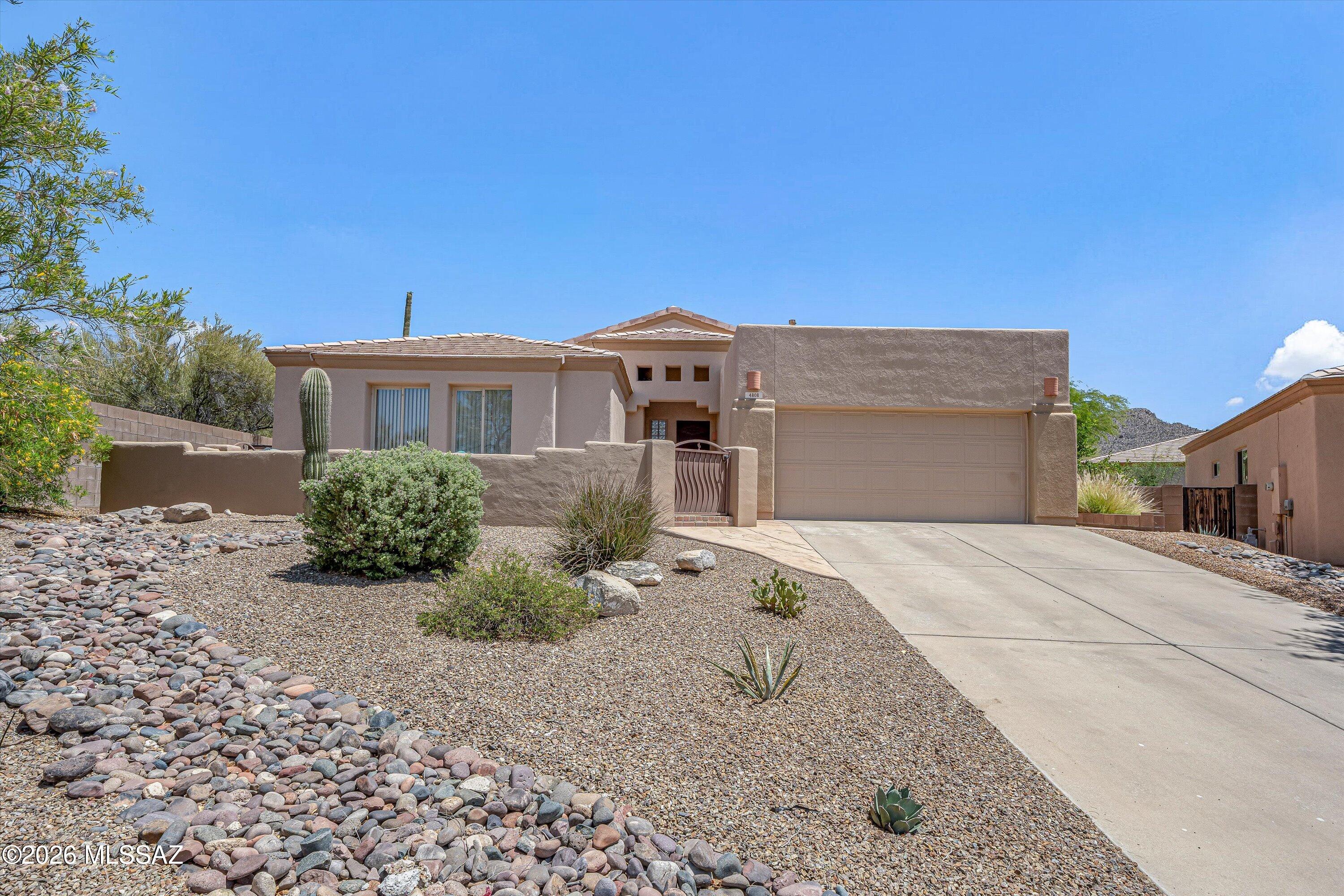 4808 W Pier Mountain Place