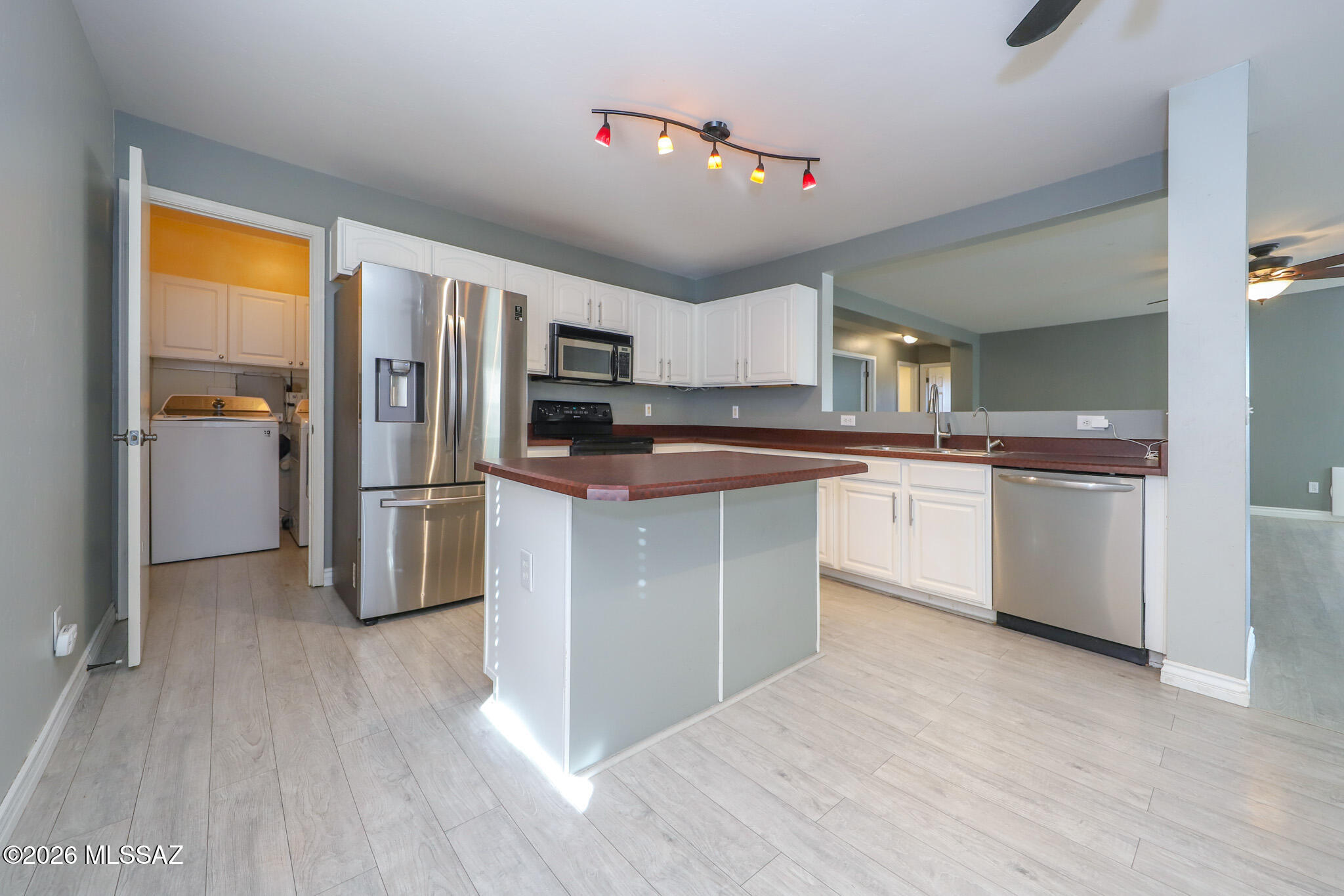 10449 E Bridgeport Street