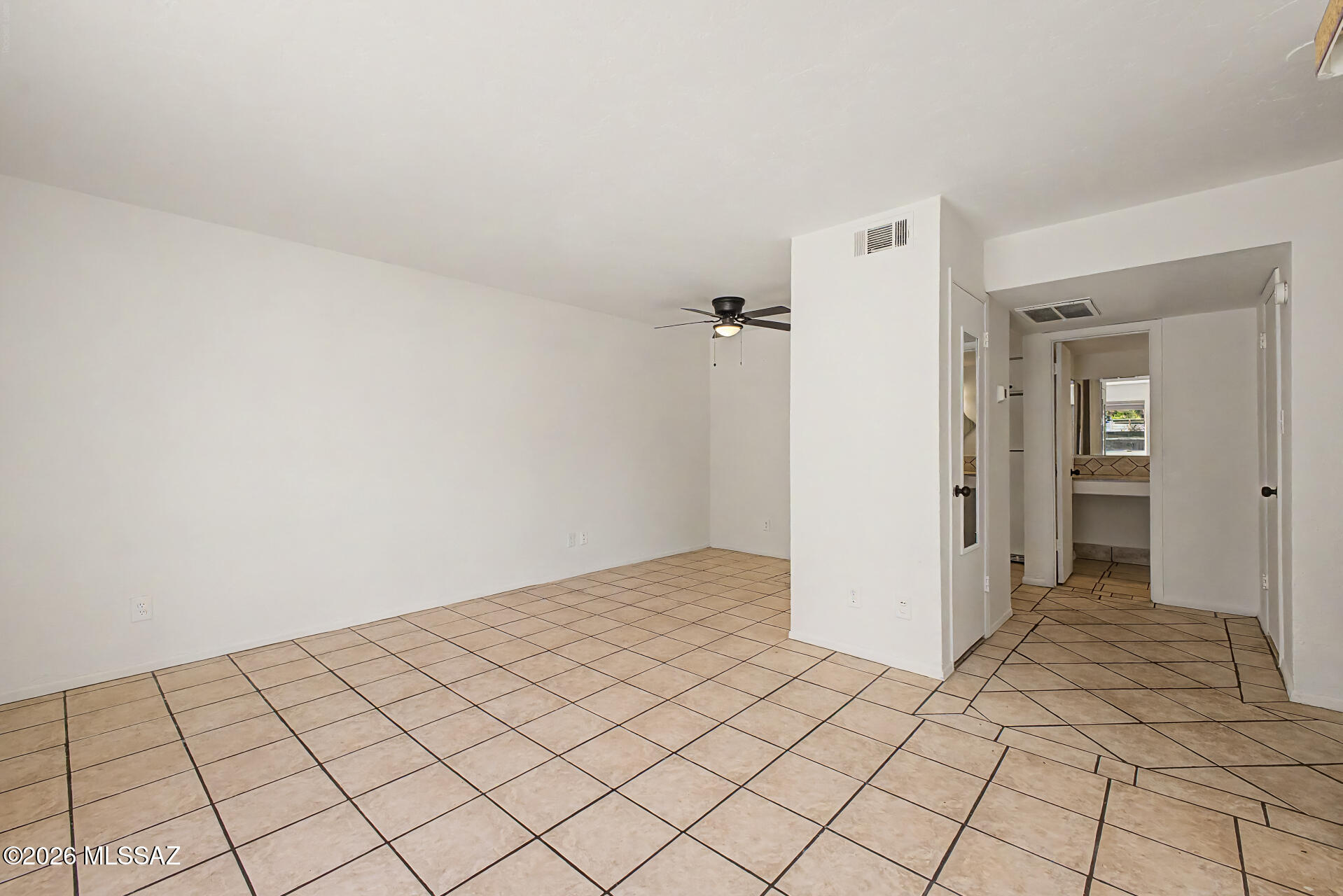 1620 N Wilmot Road D168