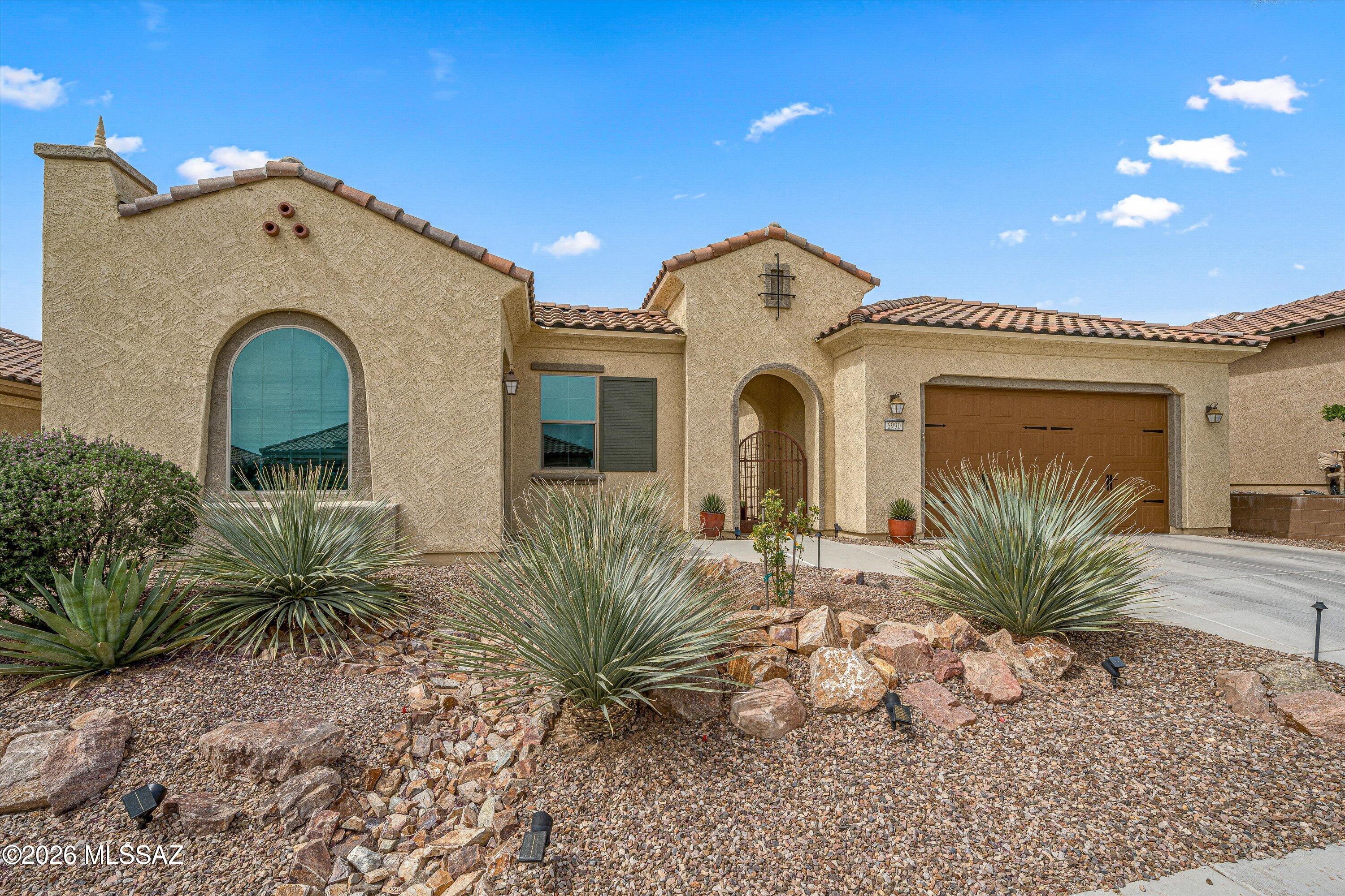 6990 W Cliff Spring Trail
