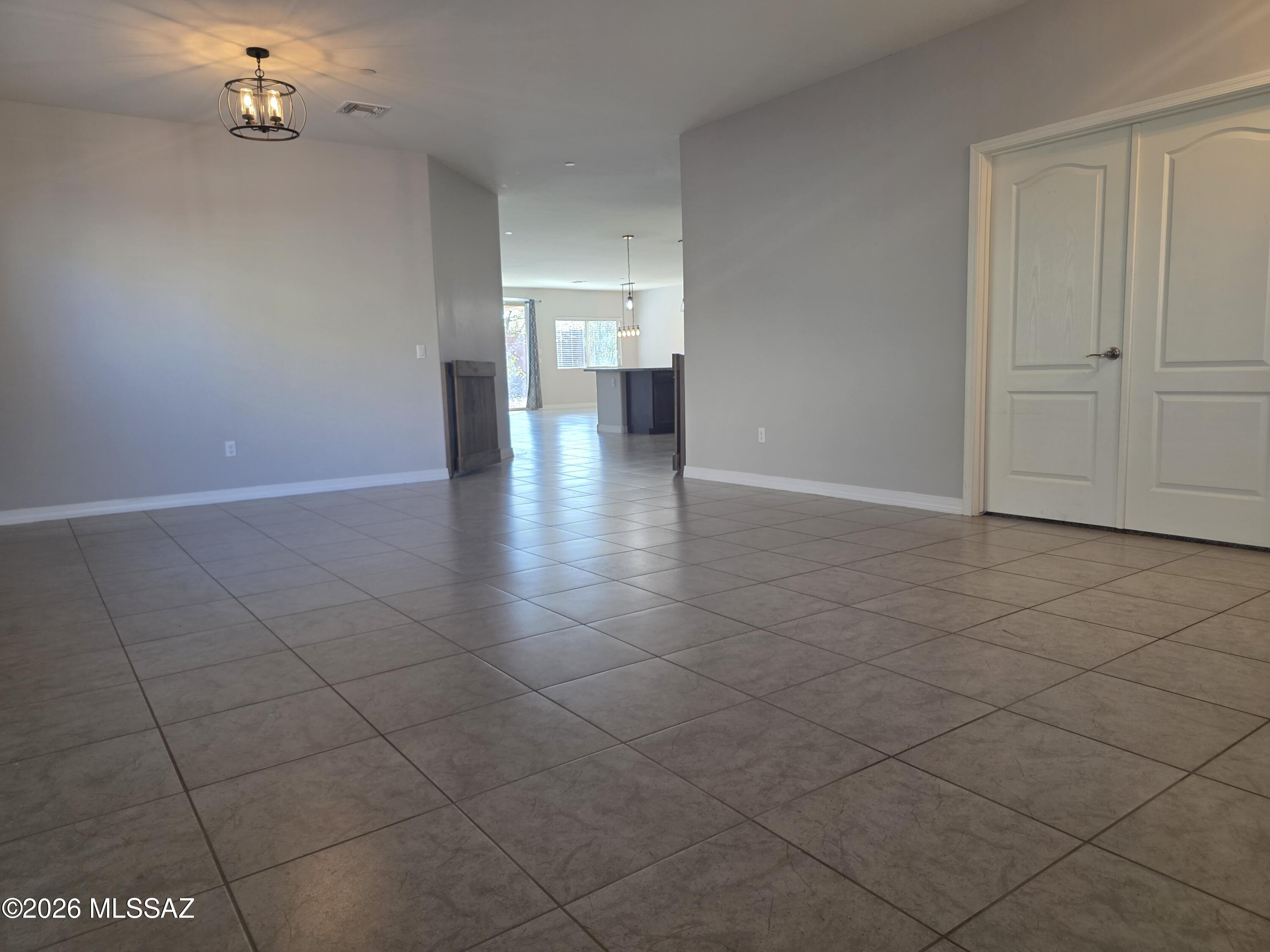 5549 W Jade Rock Place