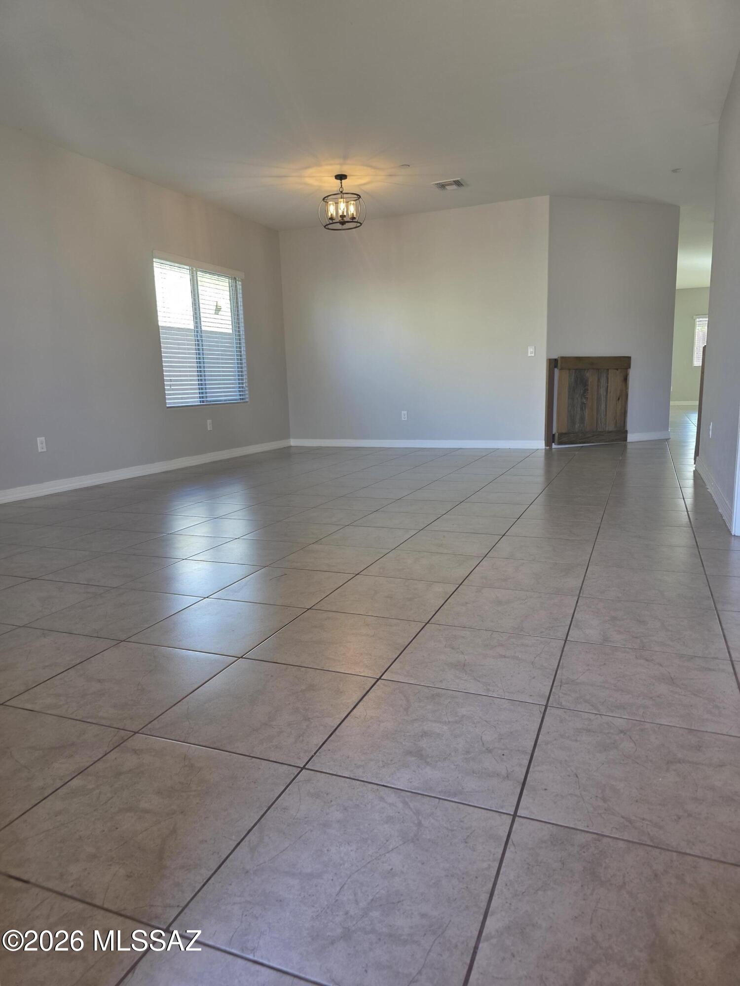 5549 W Jade Rock Place