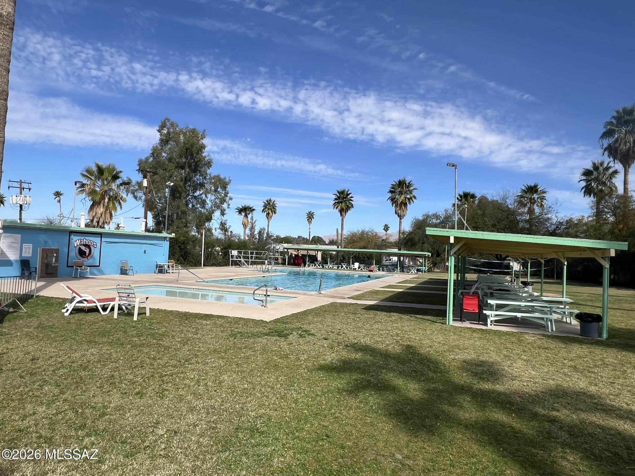 Cinco Via - Residential