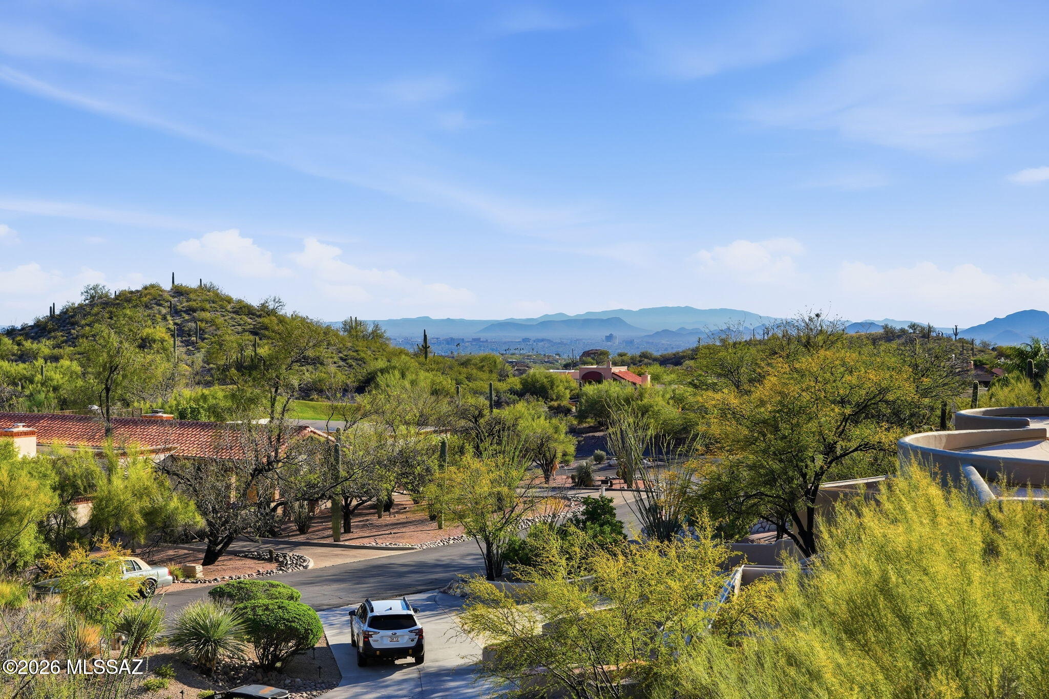 4041 E Camino Montecillo