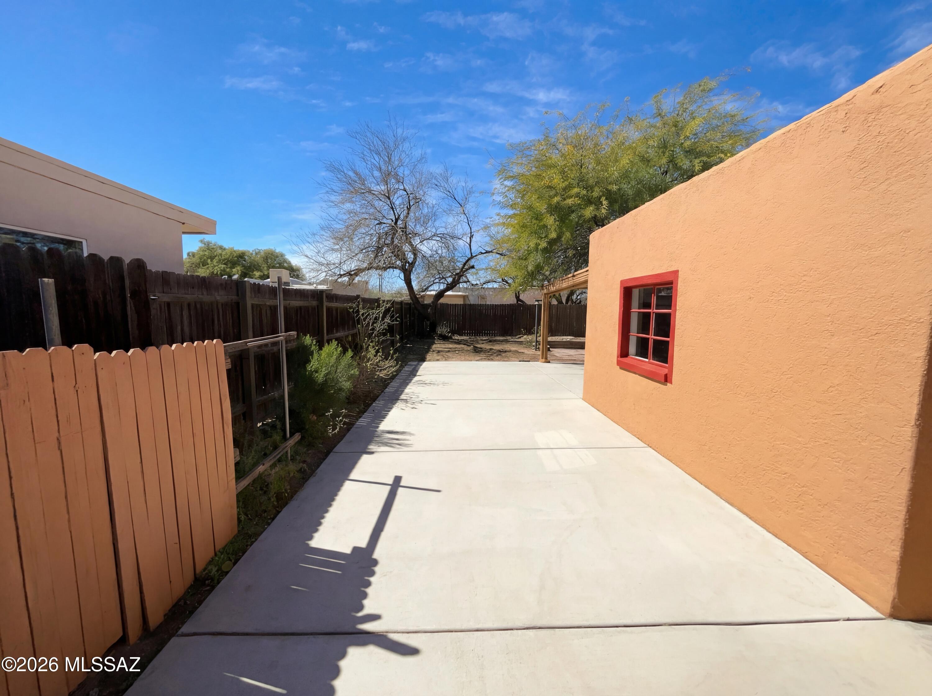 Sahuaro Hill - Residential