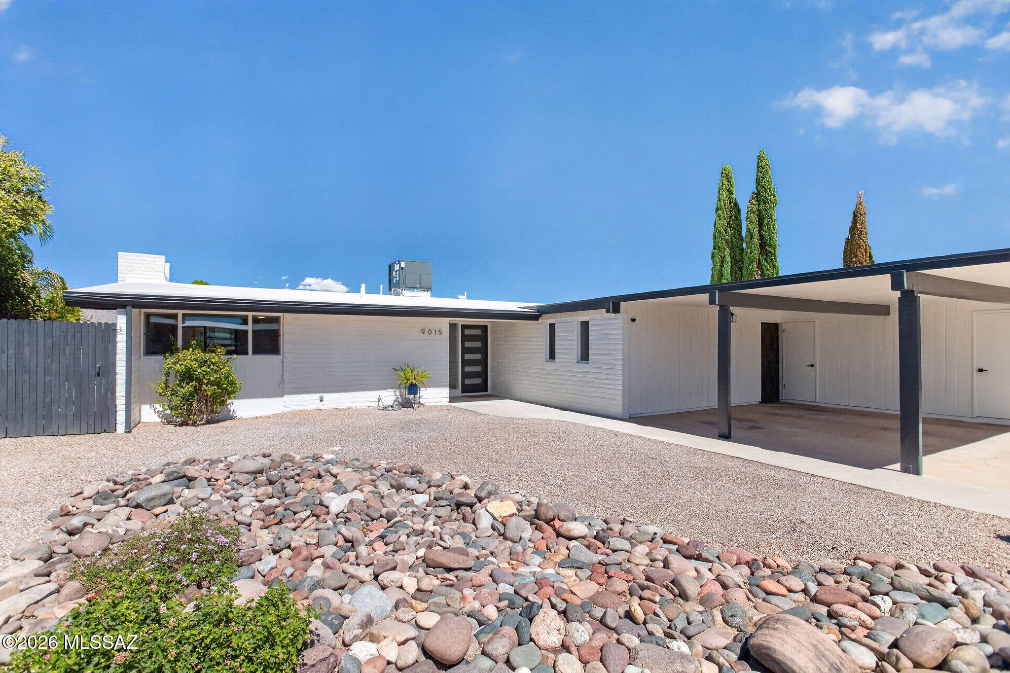 9015 E Calle Kuehn